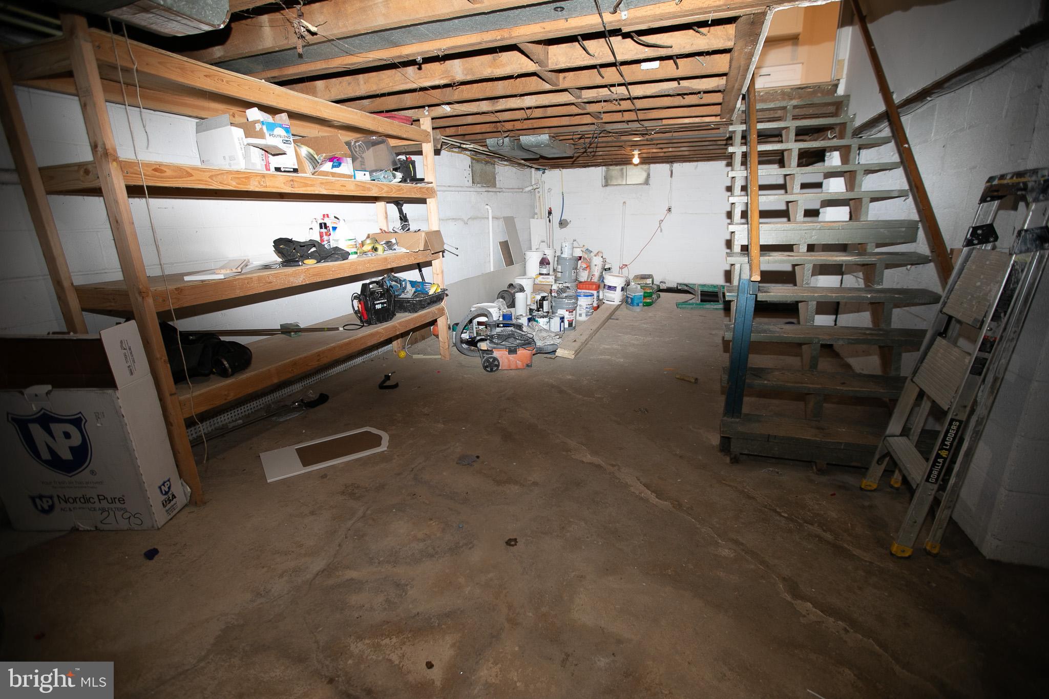 DAMASCUS OUTSIDE - Residential