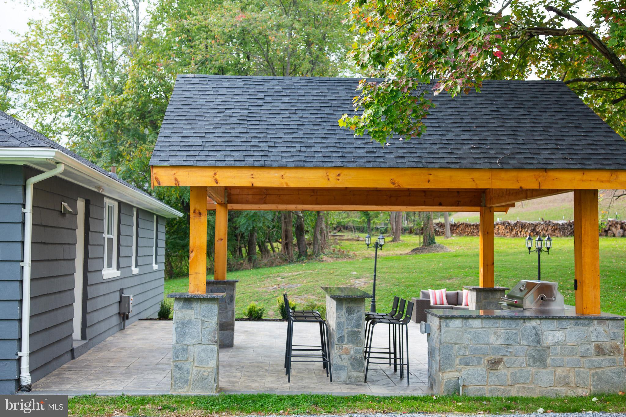 DAMASCUS OUTSIDE - Residential