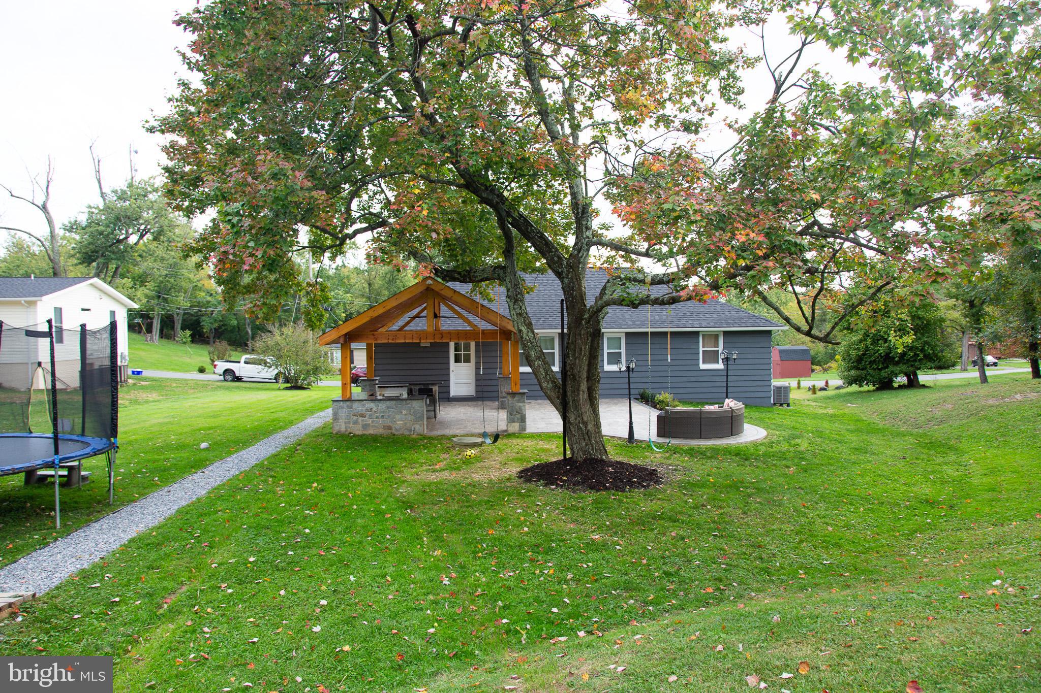 DAMASCUS OUTSIDE - Residential