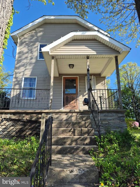 Photo of 337 Edge Hill Road, GLENSIDE, PA 19038 (MLS # PAMC2177198)