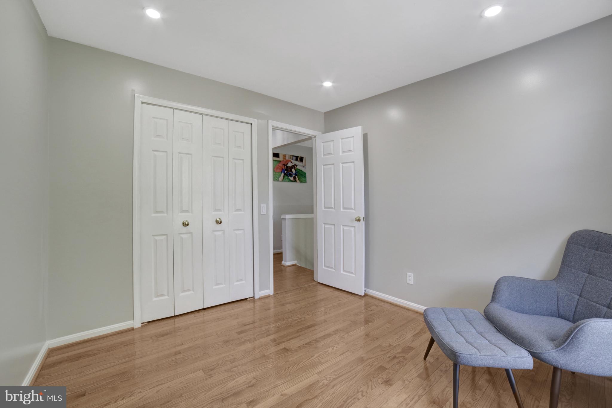 WHITE HALL FOREST - Residential