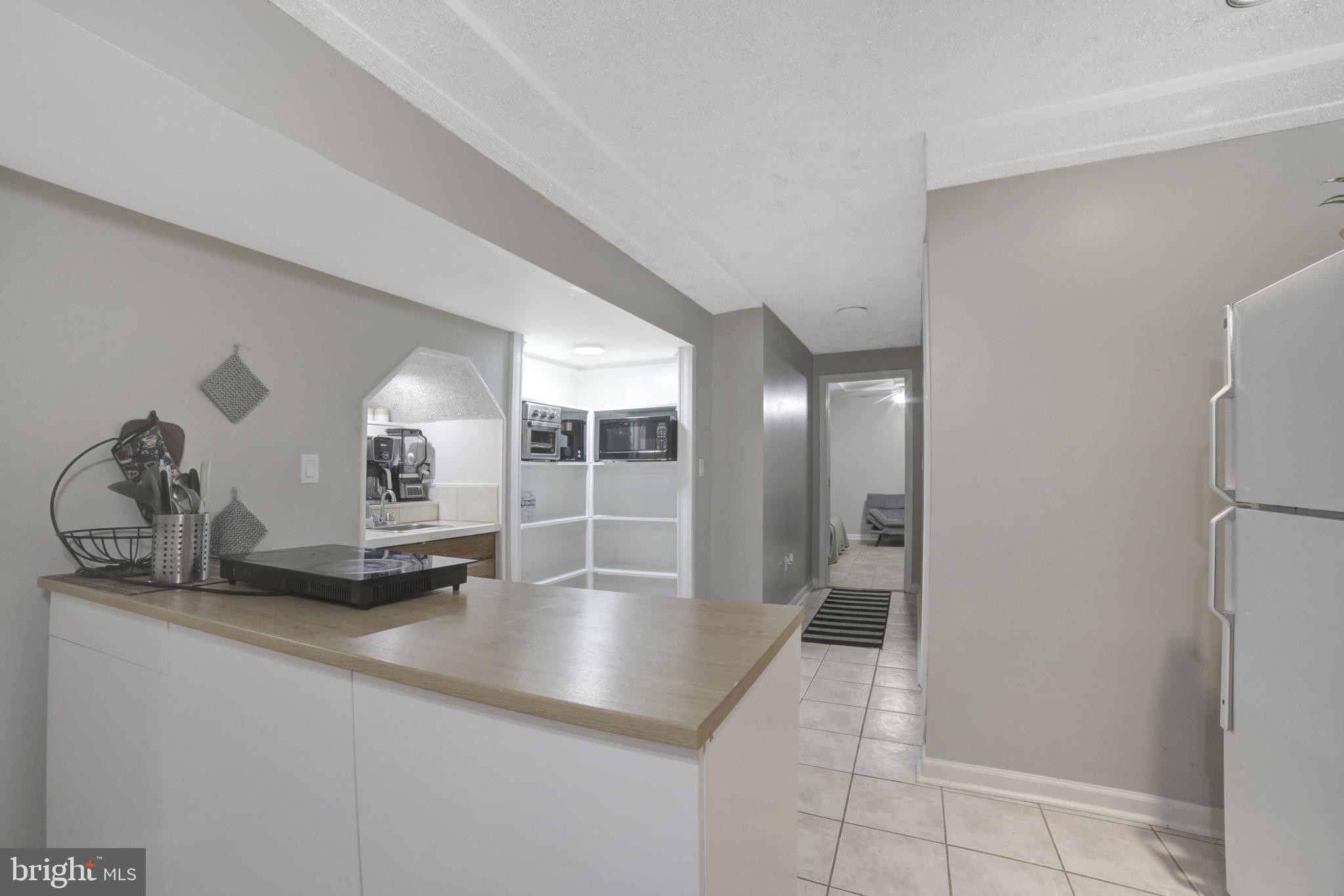 WHITE HALL FOREST - Residential