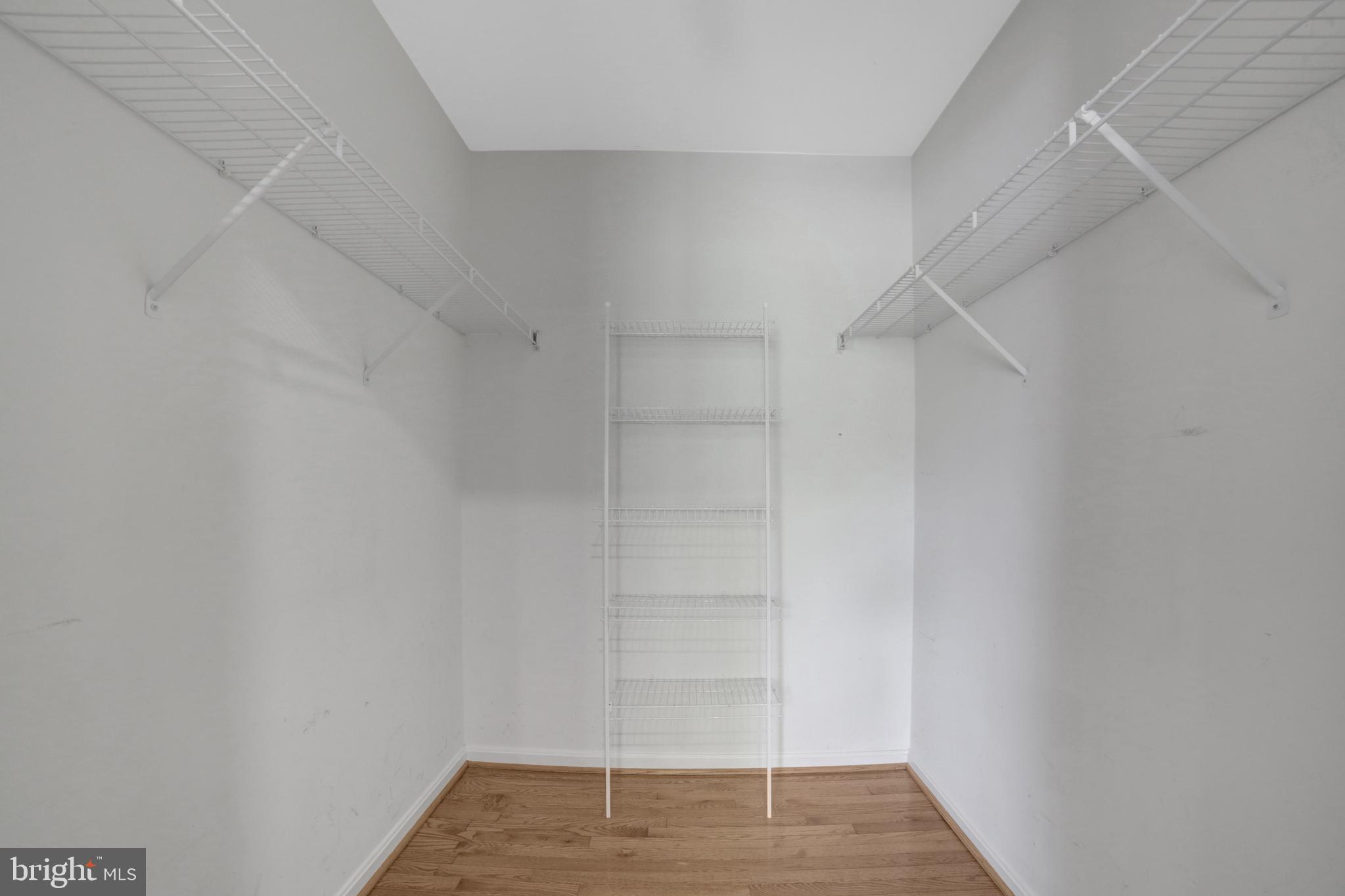 WHITE HALL FOREST - Residential