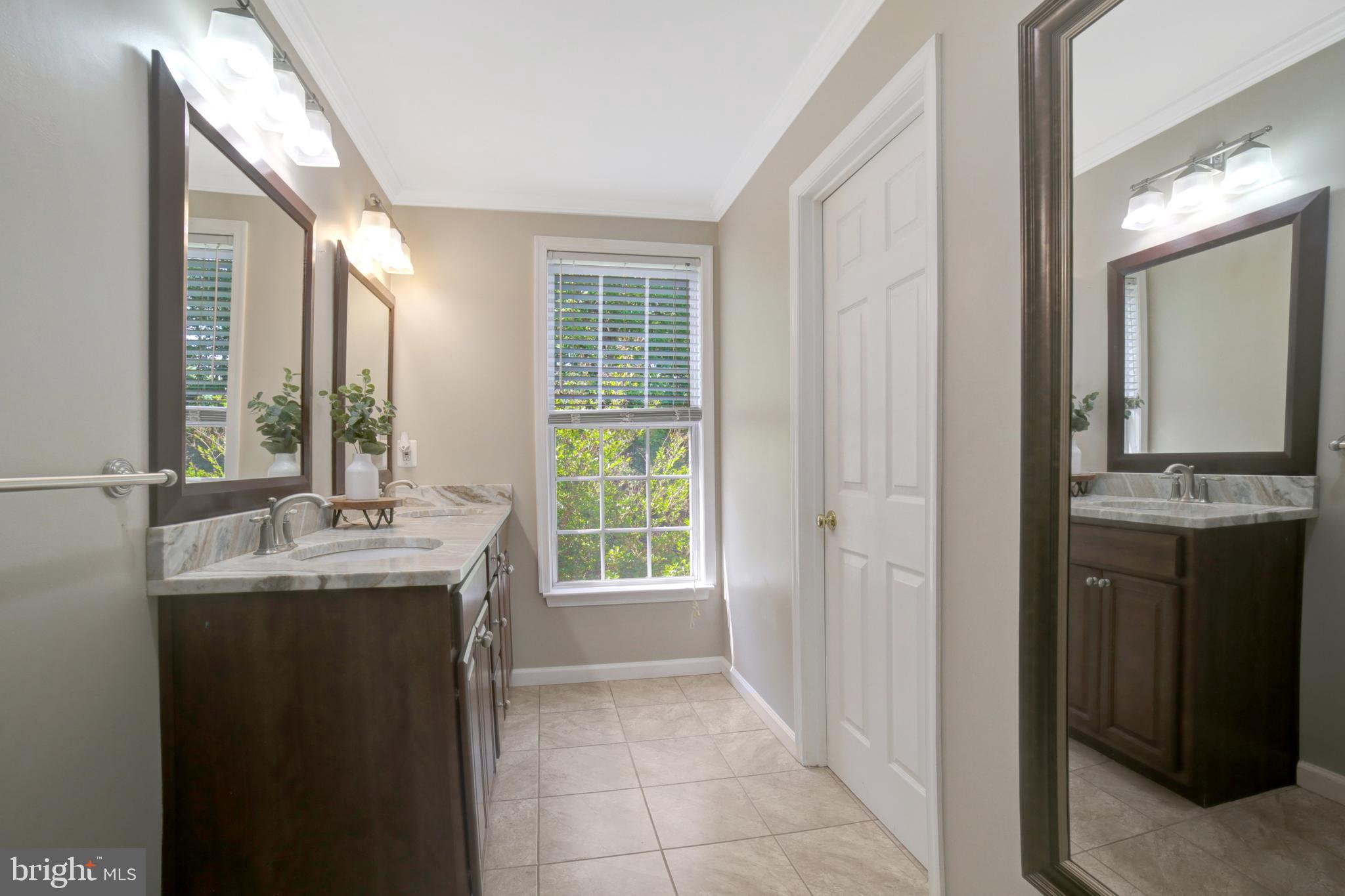 WHITE HALL FOREST - Residential