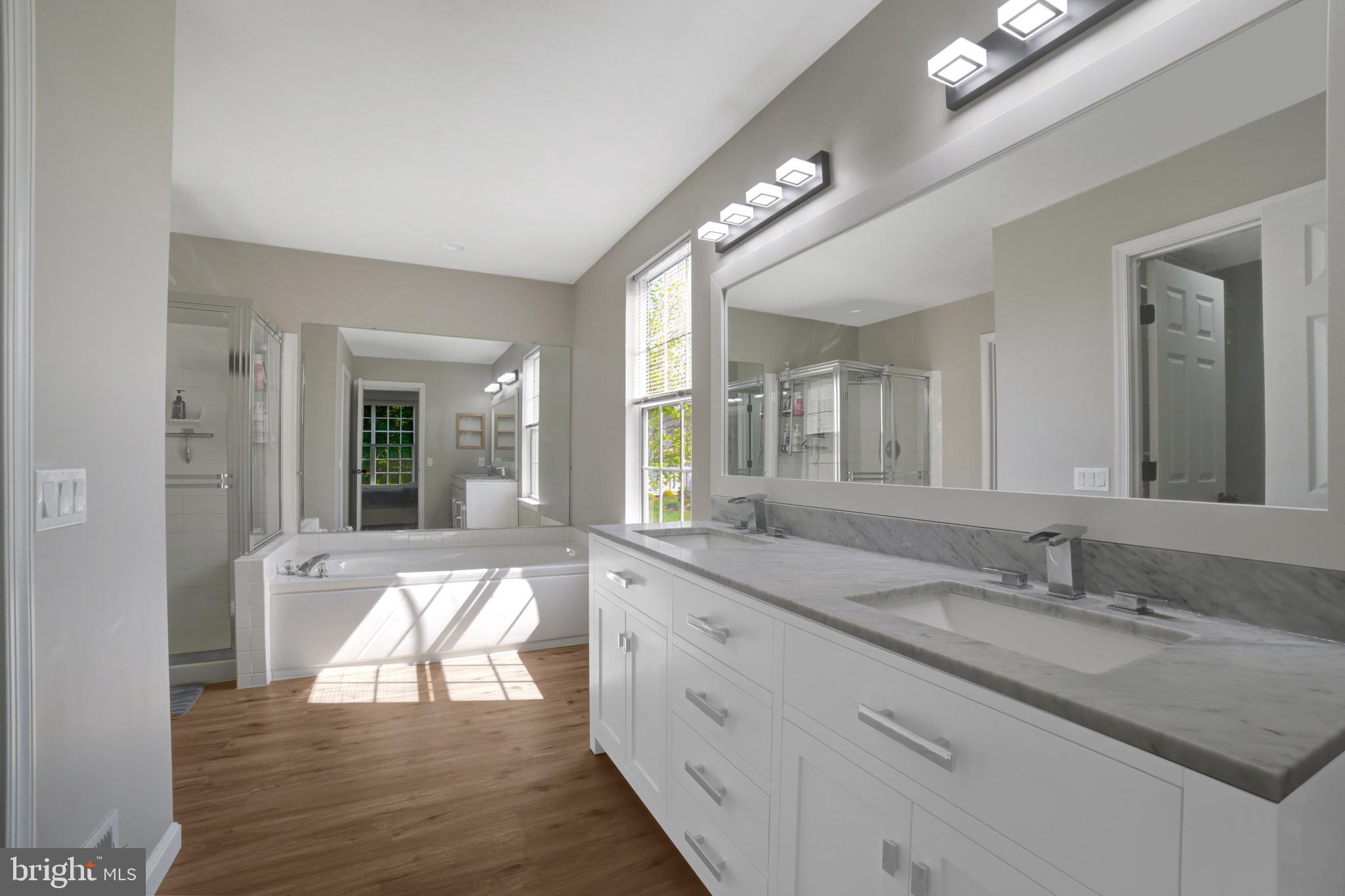 WHITE HALL FOREST - Residential