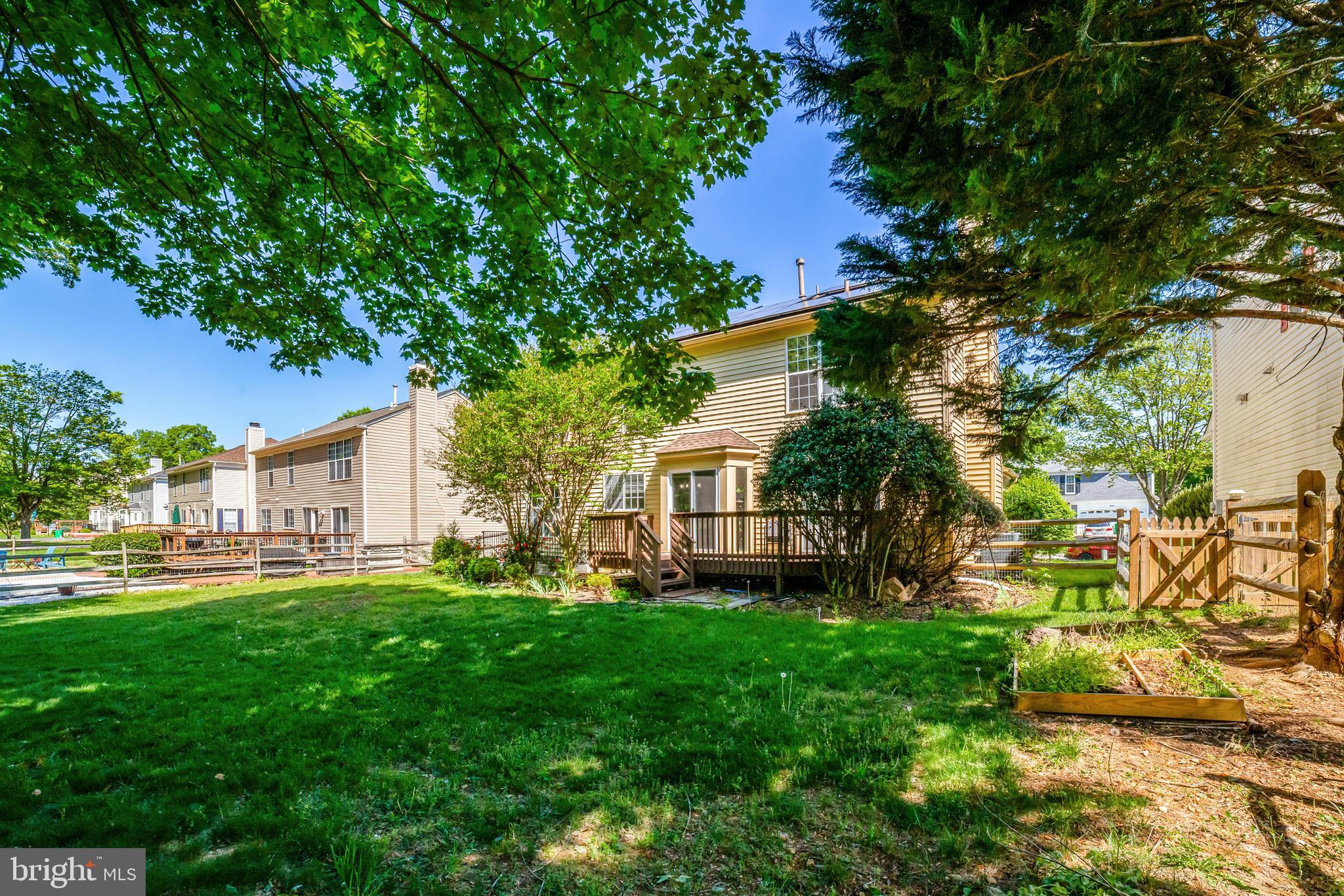 WHITE HALL FOREST - Residential