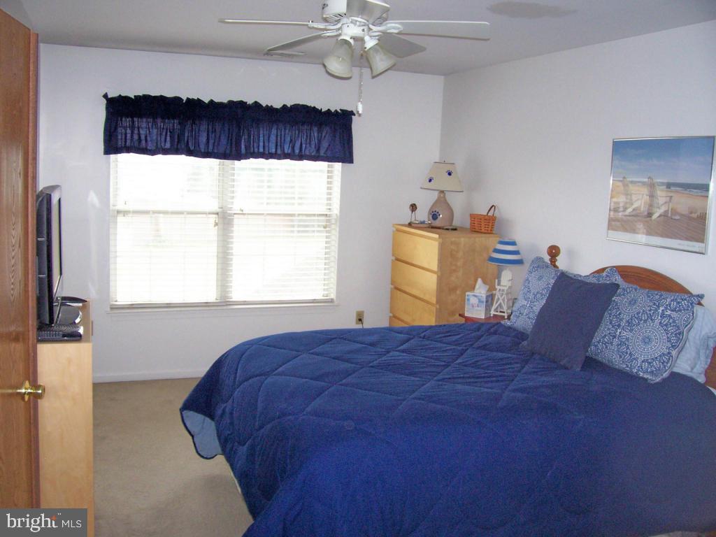 GRANDVIEW CHASE - Residential