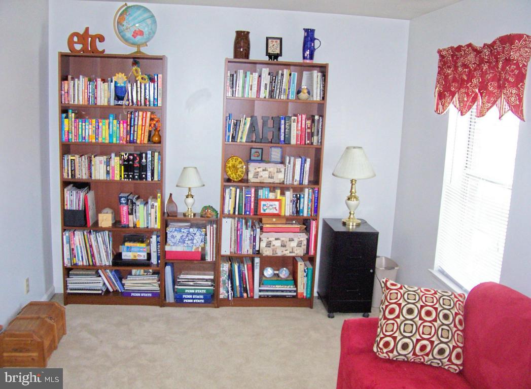 GRANDVIEW CHASE - Residential