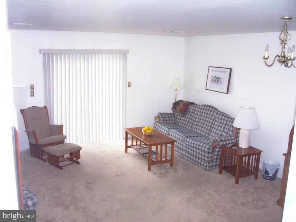 GRANDVIEW CHASE - Residential