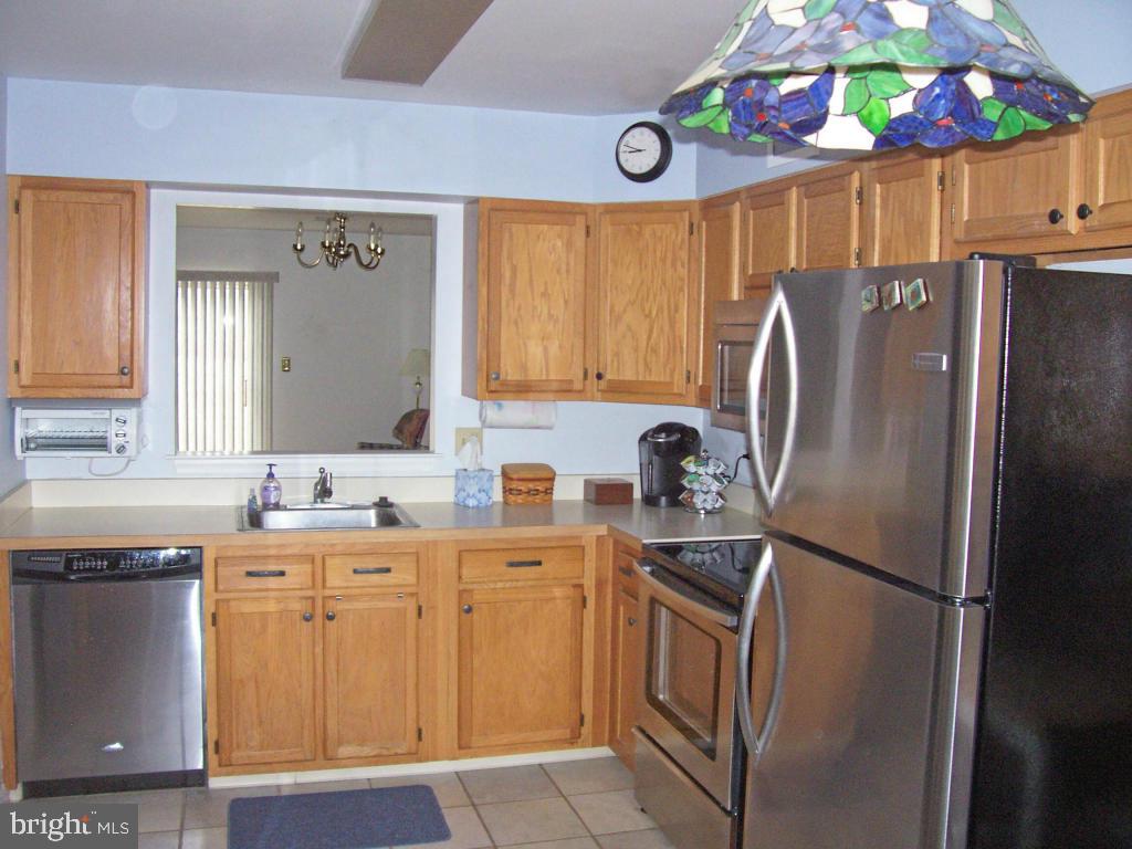 GRANDVIEW CHASE - Residential