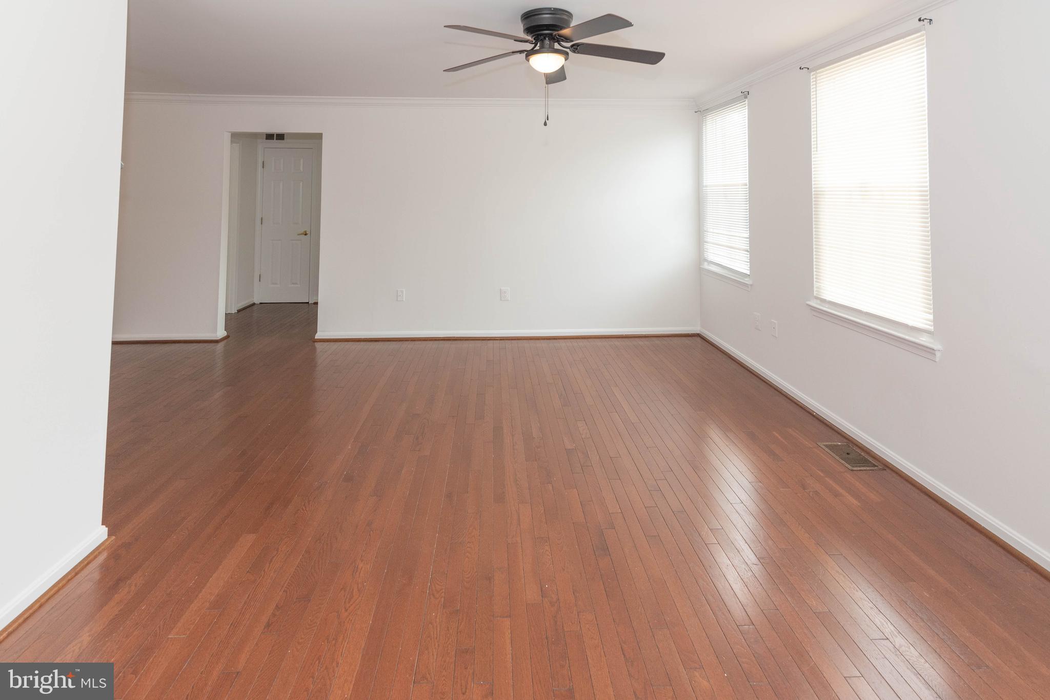 SANDTOWN-WINCHESTER - Residential