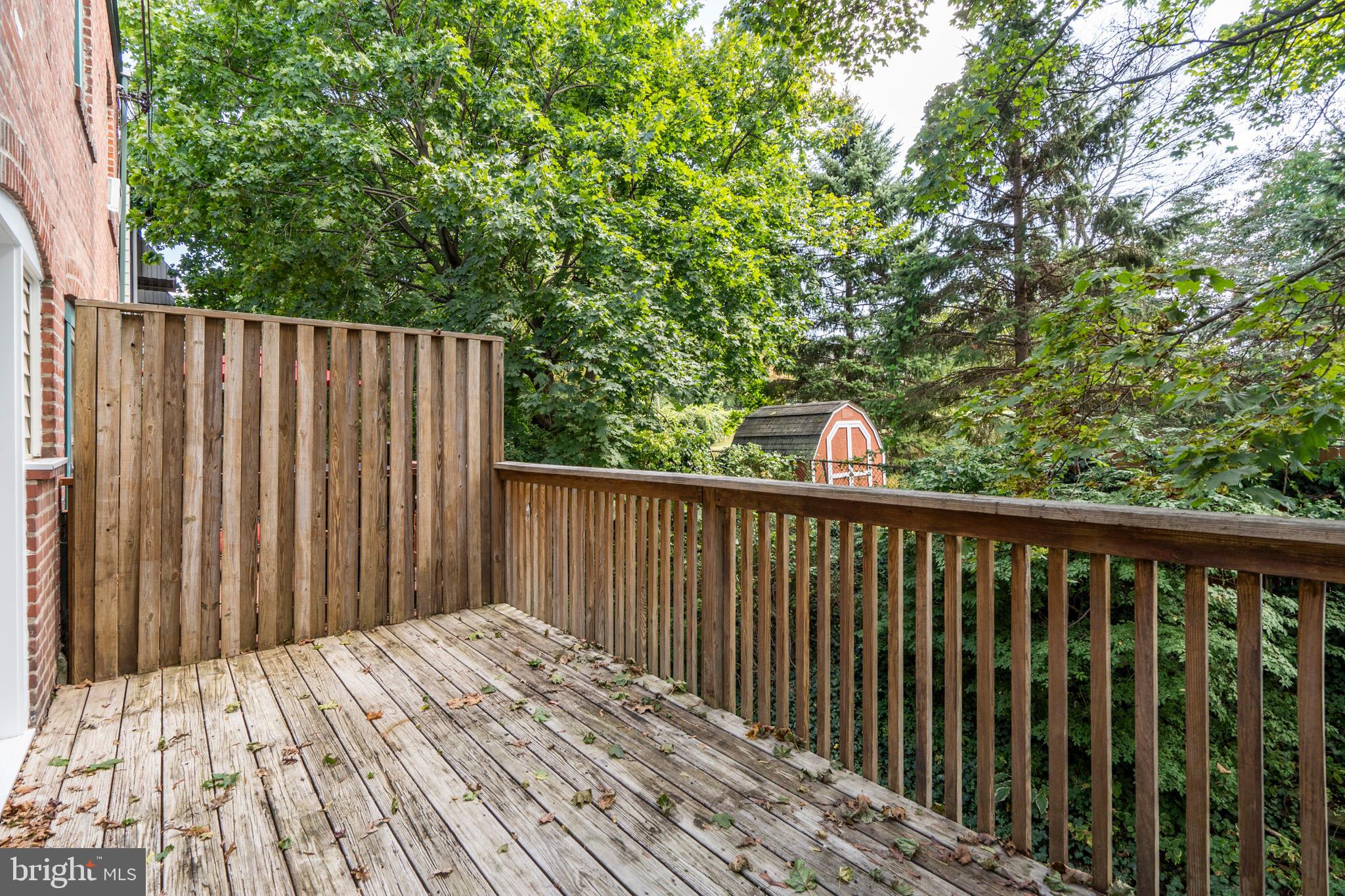 ARDMORE PARK - Residential