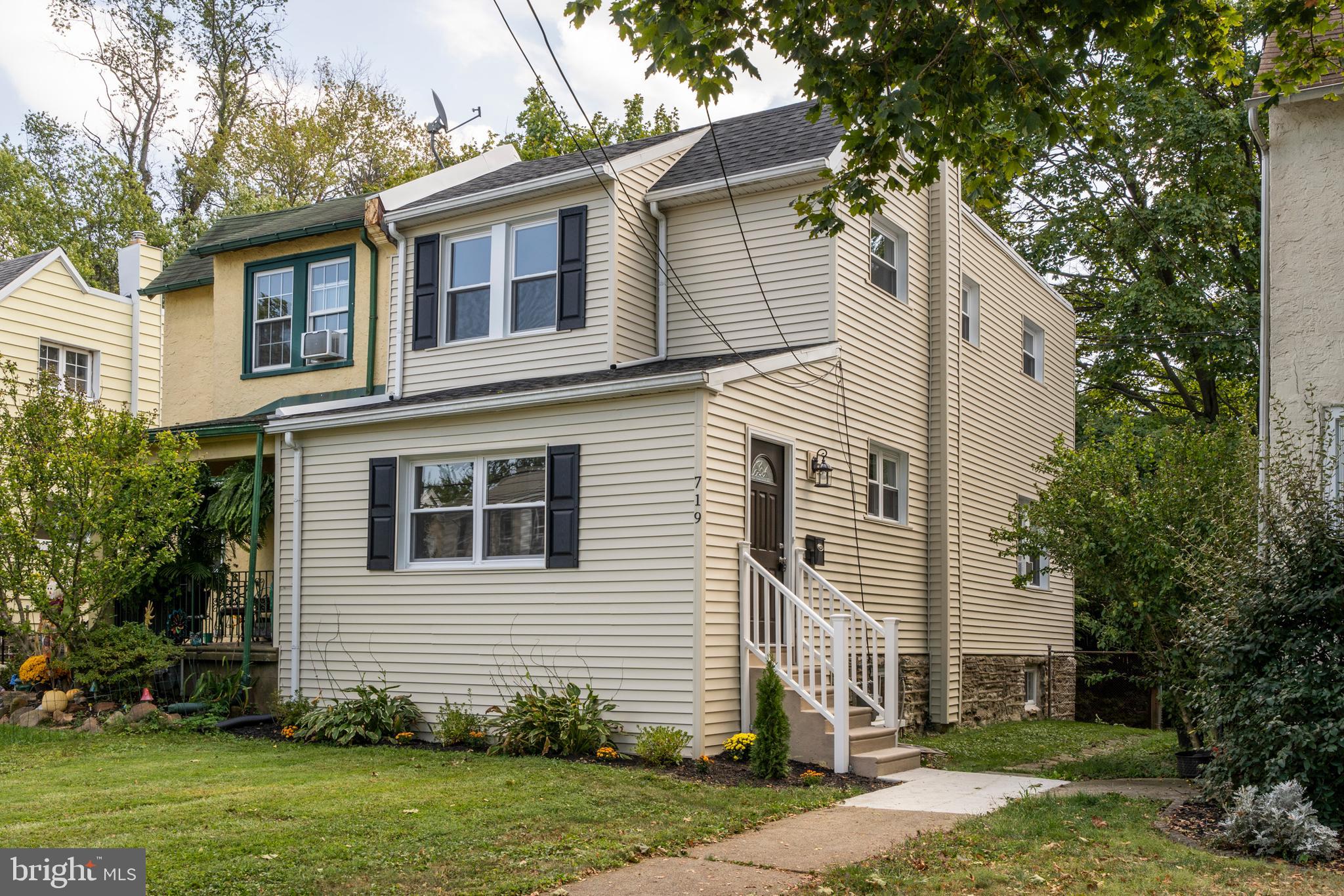 ARDMORE PARK - Residential