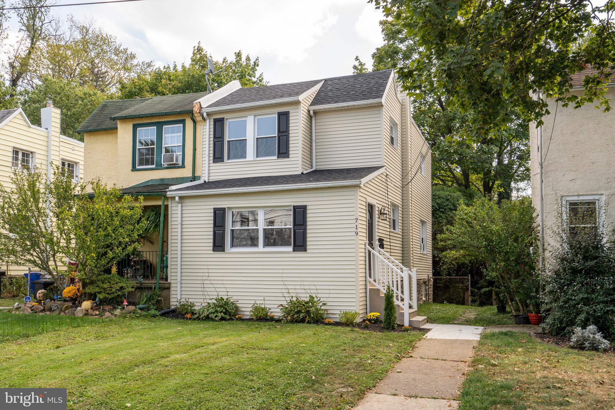 ARDMORE PARK - Residential