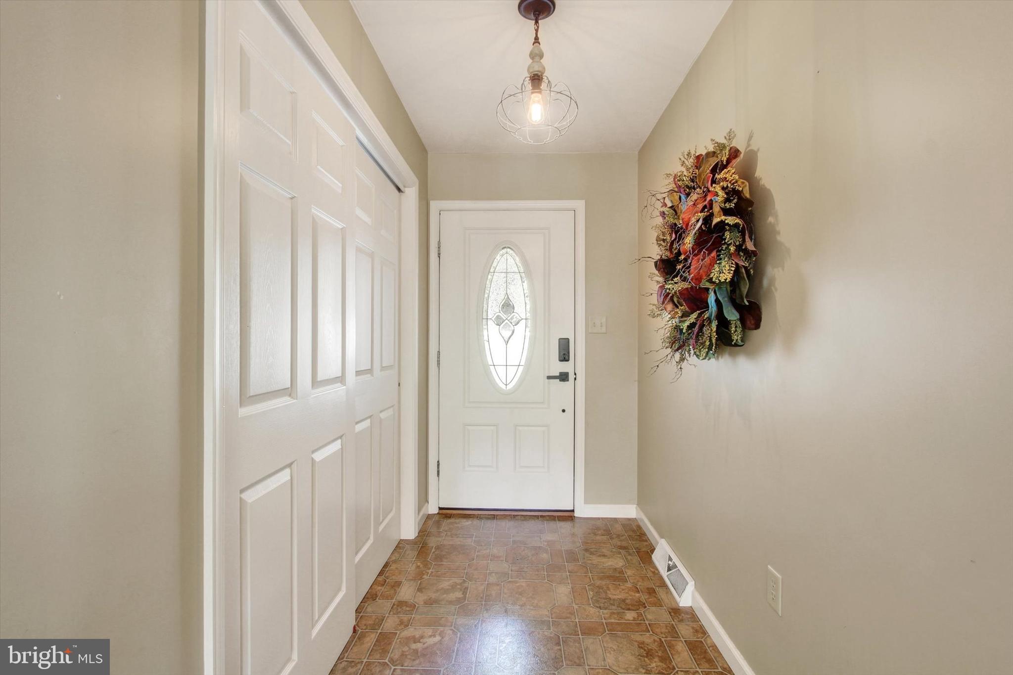 53 LONGSTREET DRIVE
