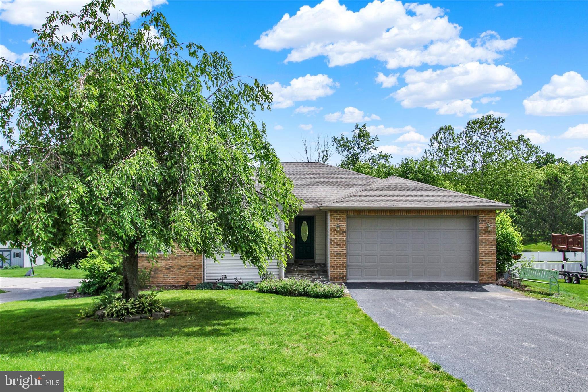 53 LONGSTREET DRIVE