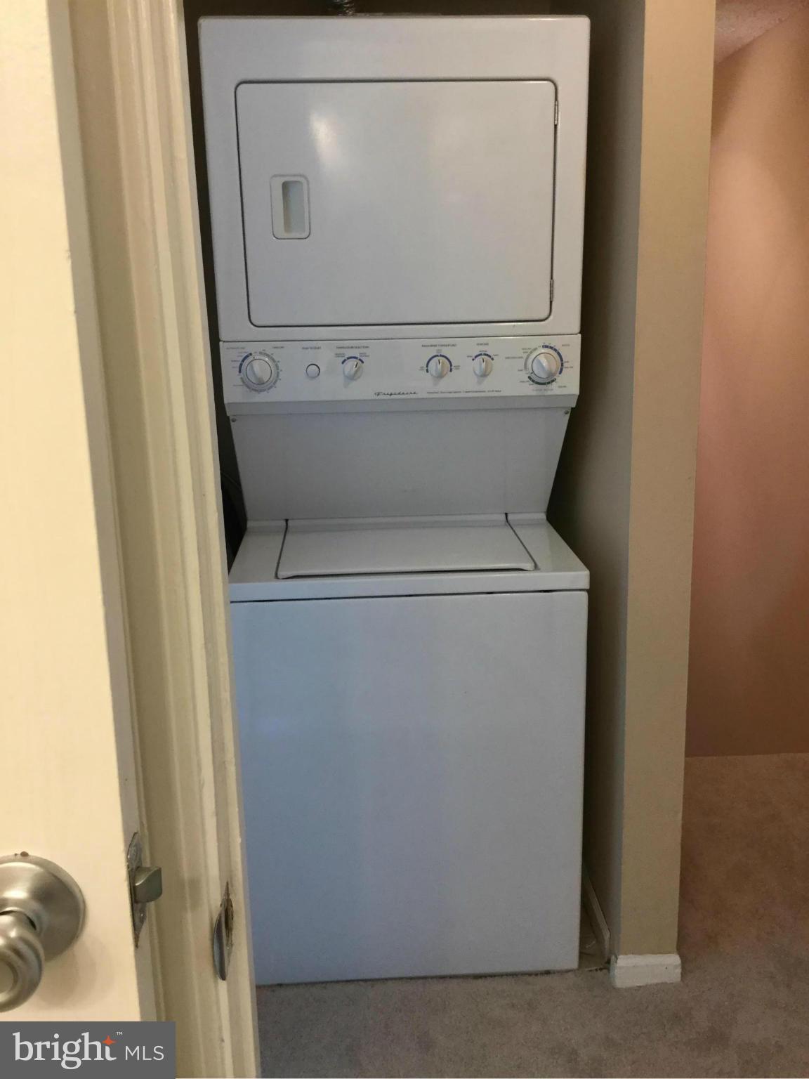 CHURCHILL TOWN SECTOR - Residential Lease