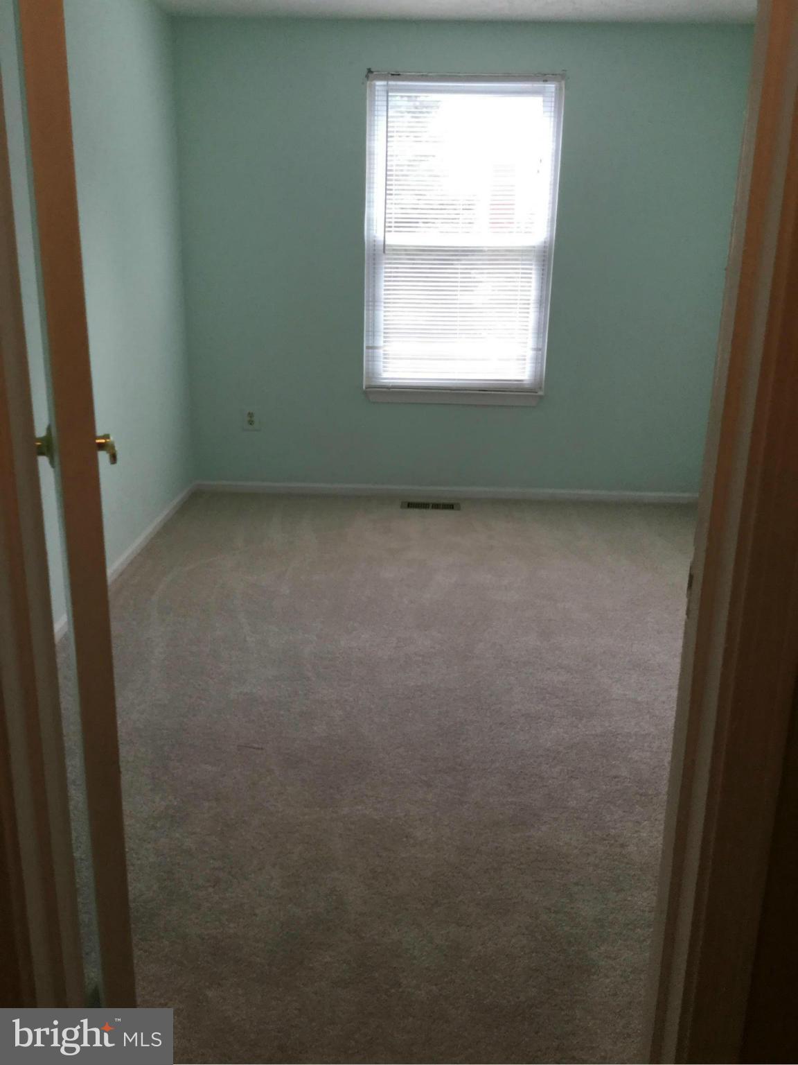 CHURCHILL TOWN SECTOR - Residential Lease