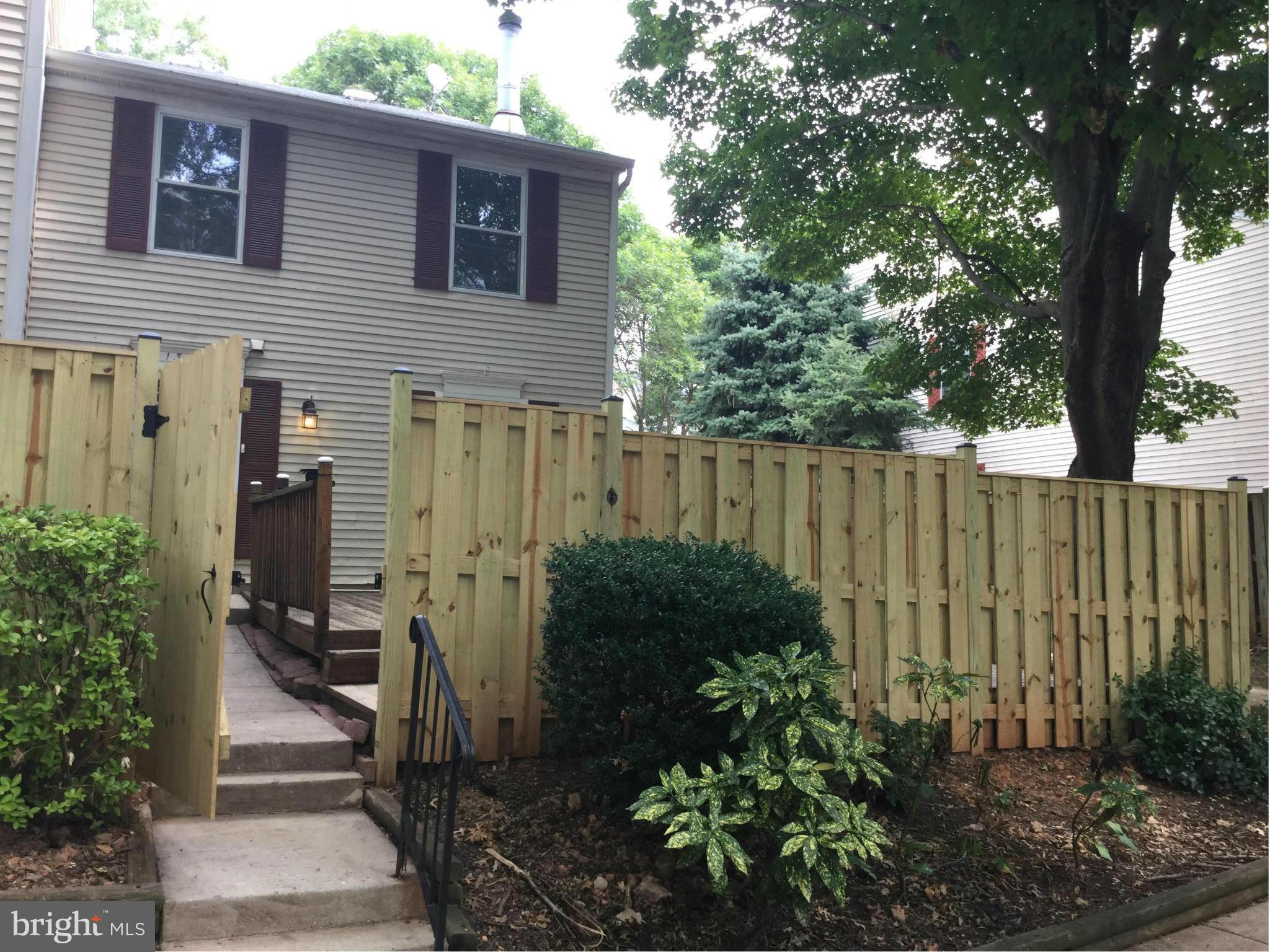 CHURCHILL TOWN SECTOR - Residential Lease