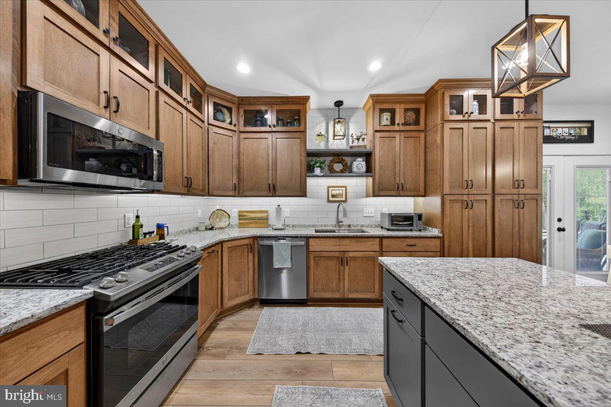 845 ALMA GAYNELLE DRIVE