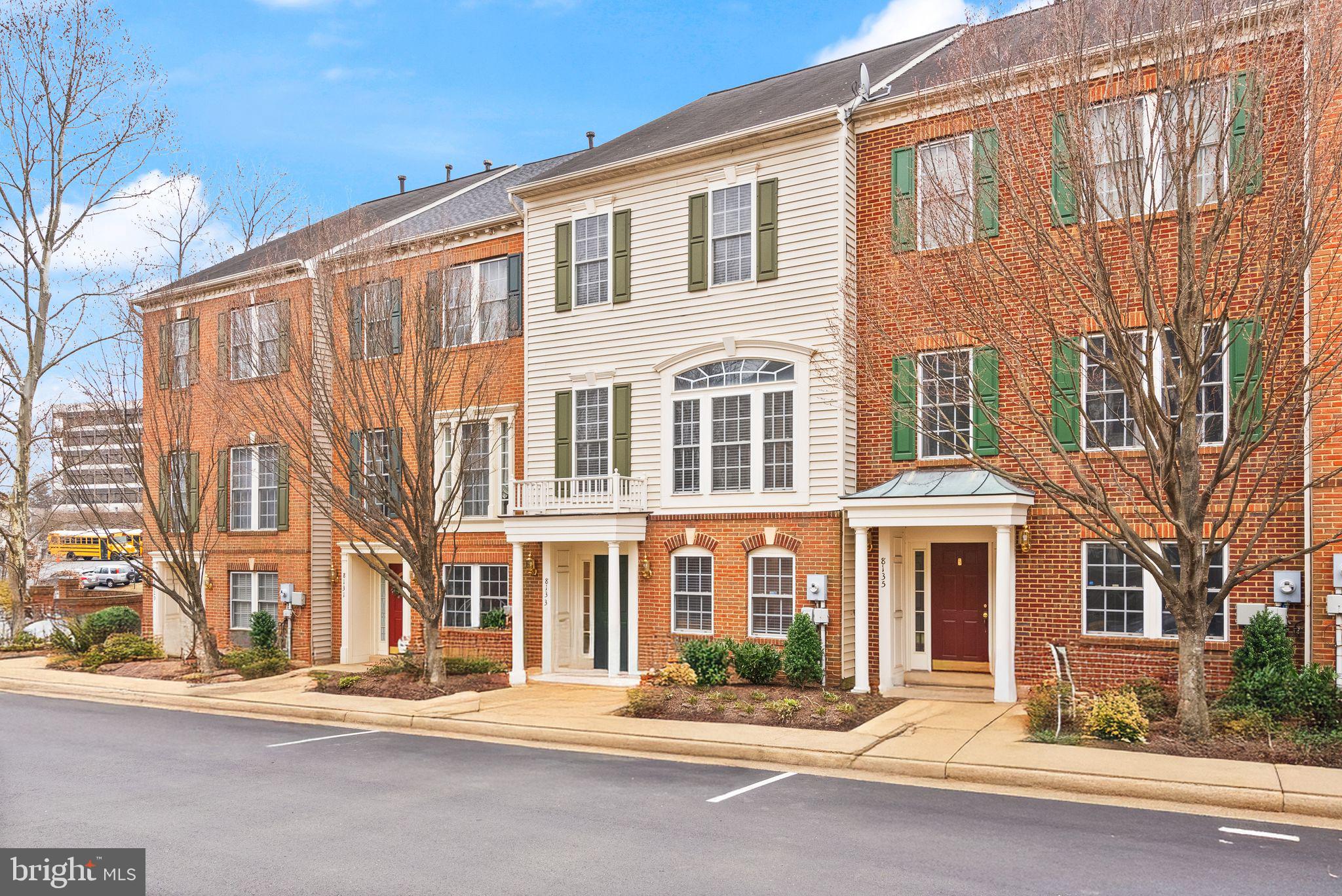 JEFFERSON PARK TOWNHOUSE - Residential