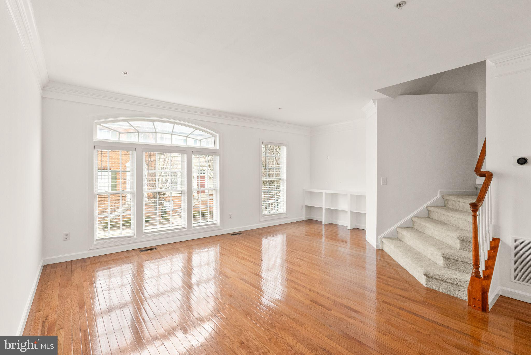 JEFFERSON PARK TOWNHOUSE - Residential