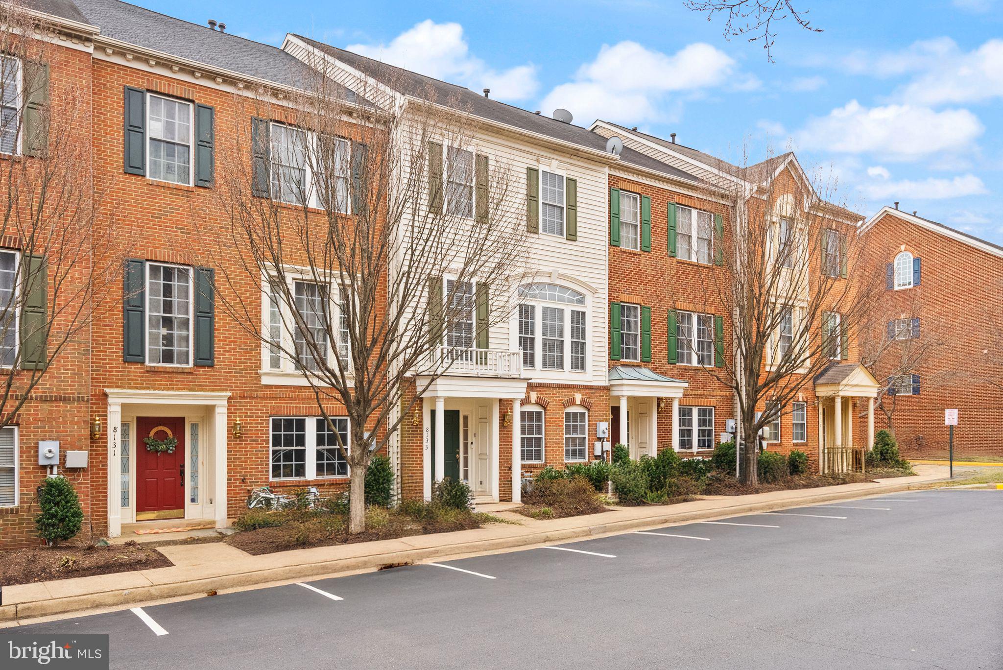 JEFFERSON PARK TOWNHOUSE - Residential