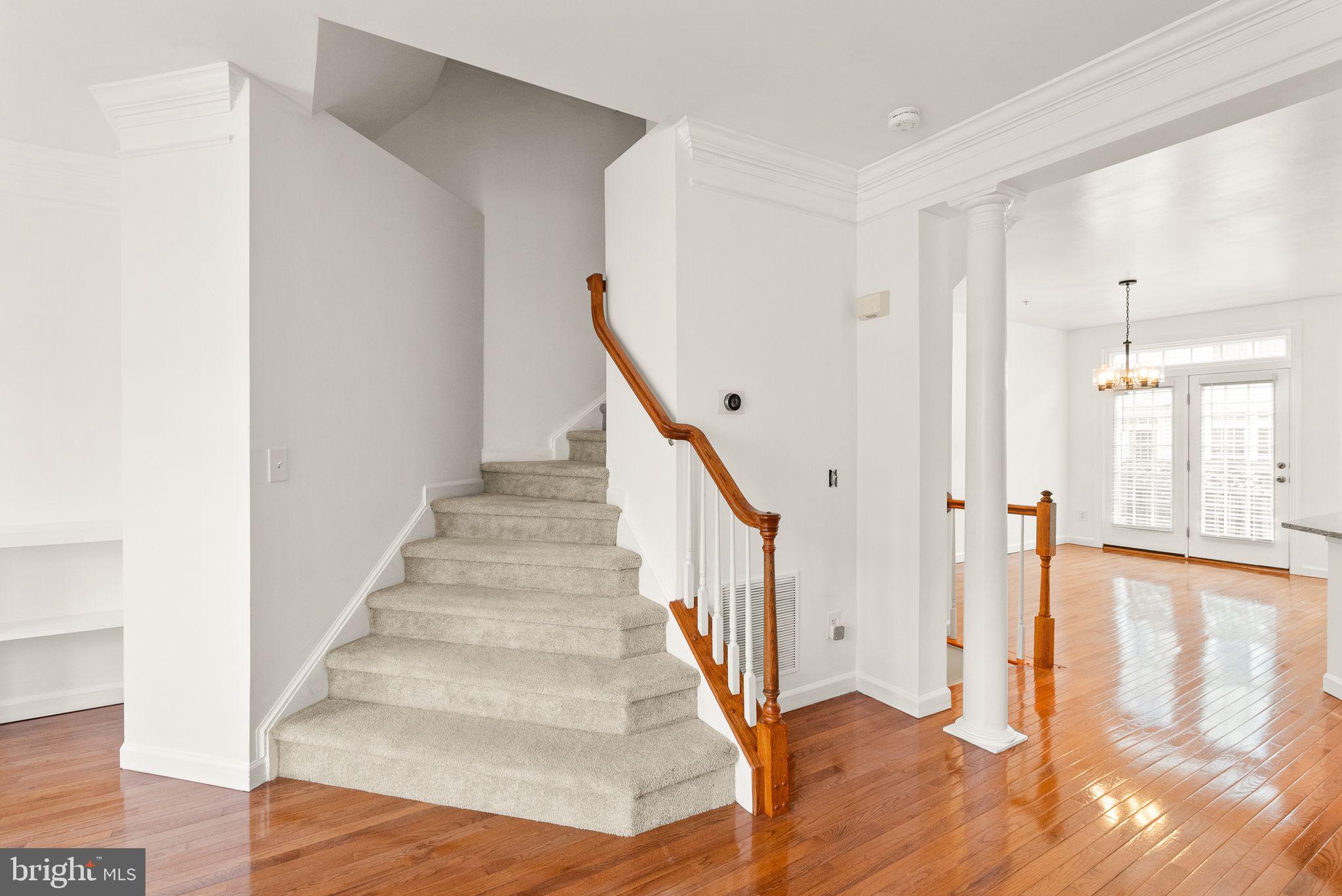 JEFFERSON PARK TOWNHOUSE - Residential