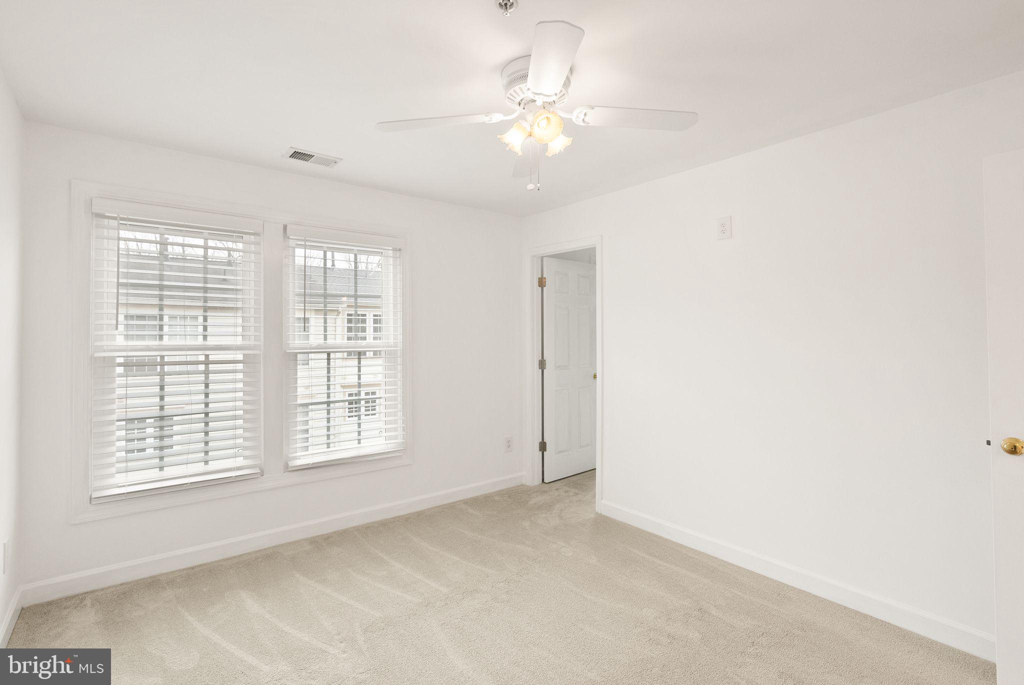 JEFFERSON PARK TOWNHOUSE - Residential