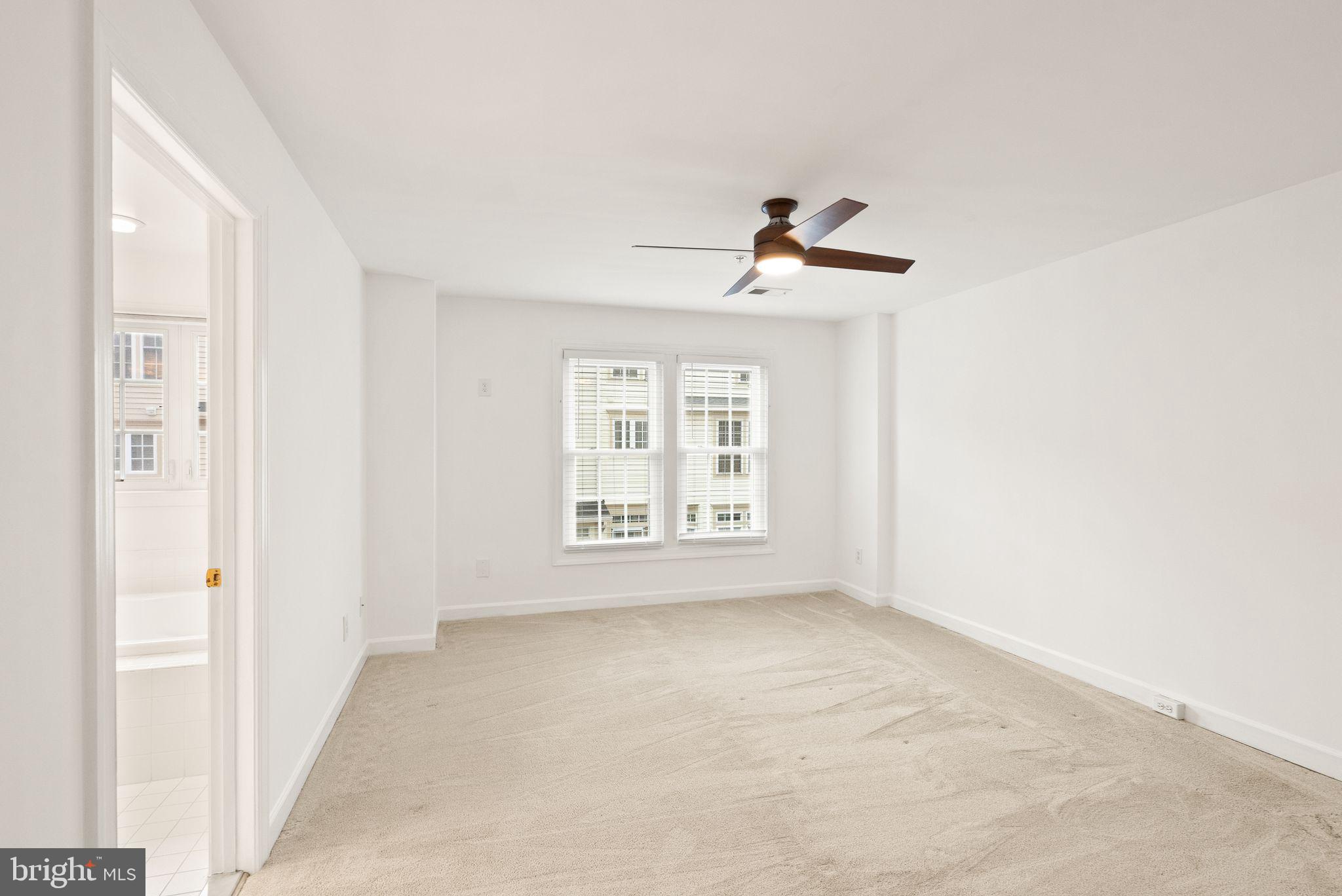 JEFFERSON PARK TOWNHOUSE - Residential