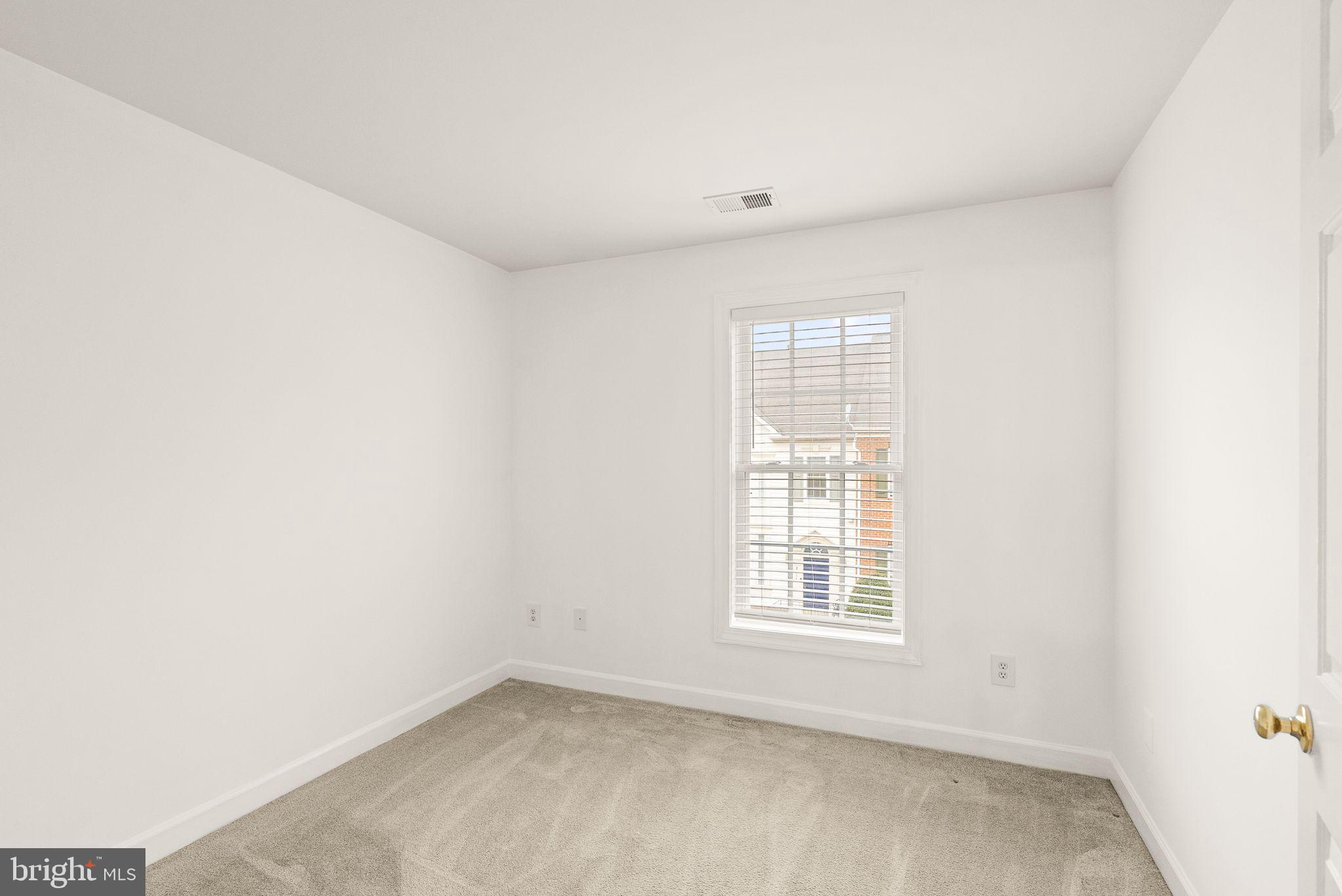 JEFFERSON PARK TOWNHOUSE - Residential