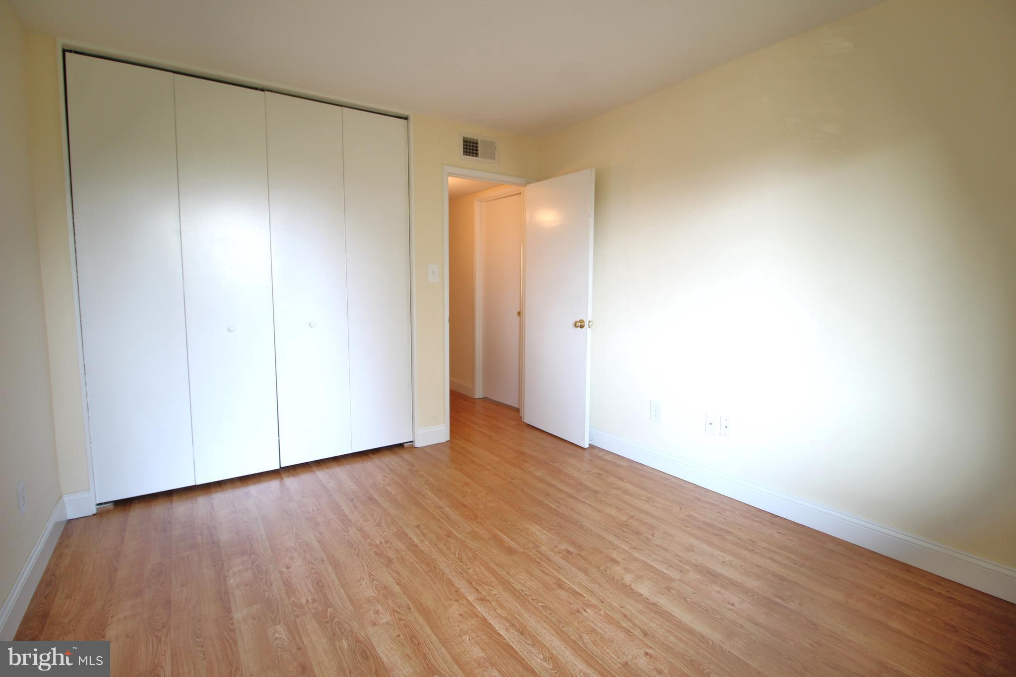 FALLS PLAZA - Residential Lease