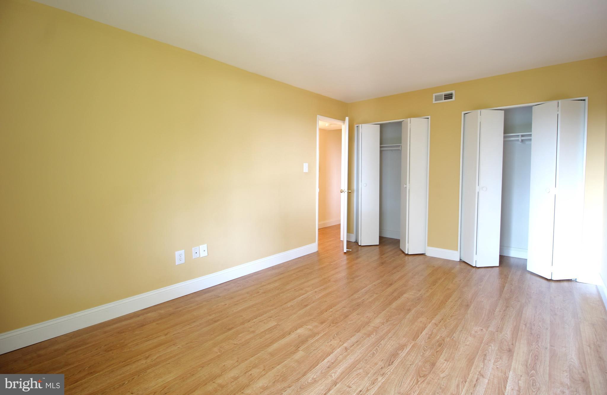 FALLS PLAZA - Residential Lease