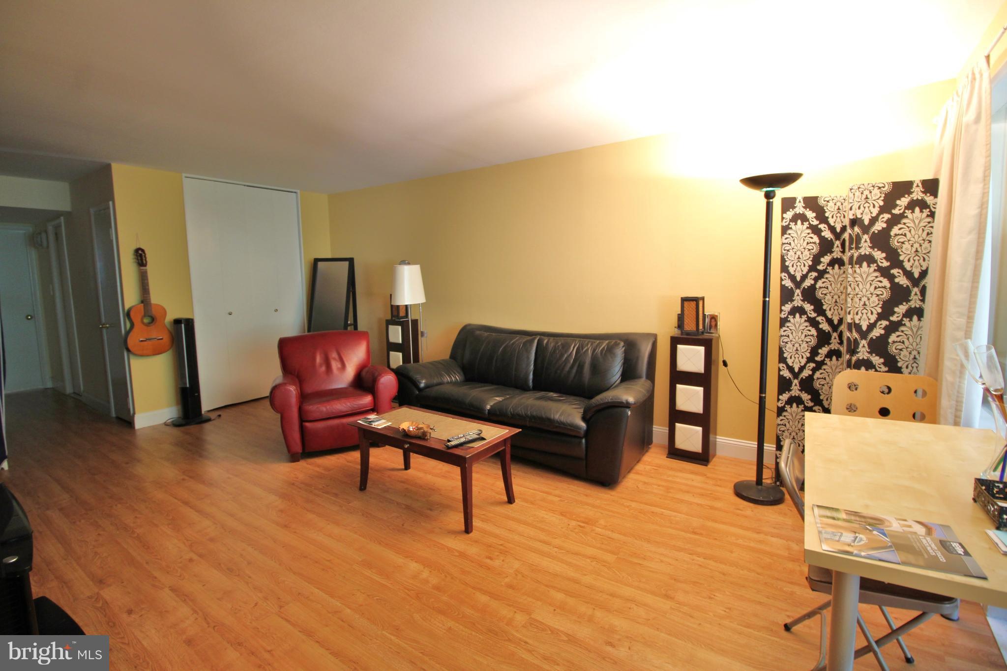 FALLS PLAZA - Residential Lease