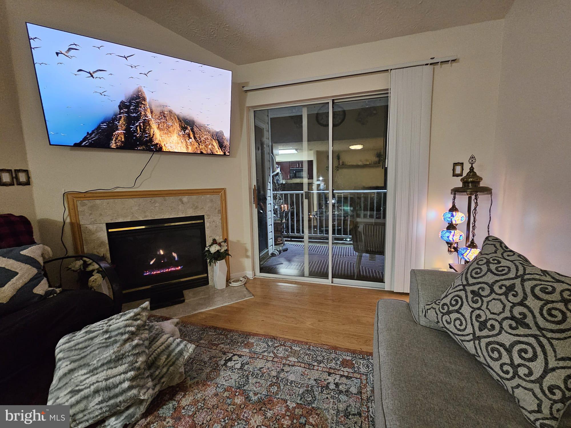 LARGO TOWN CENTER CONDOMINIUMS - Residential Lease