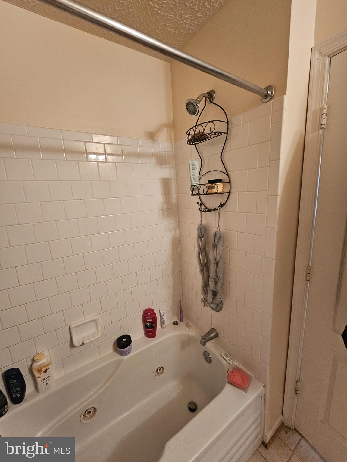 LARGO TOWN CENTER CONDOMINIUMS - Residential Lease