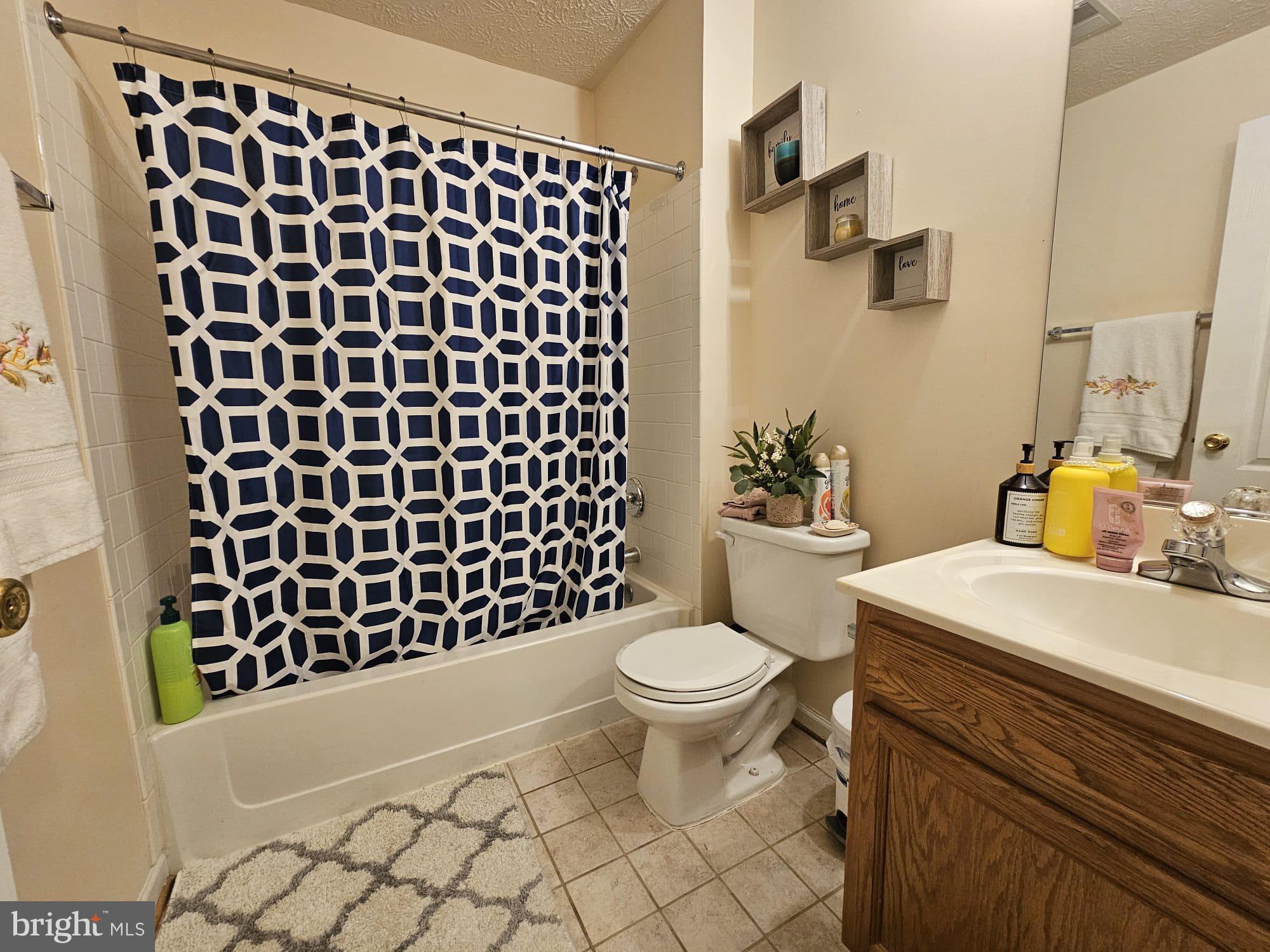 LARGO TOWN CENTER CONDOMINIUMS - Residential Lease