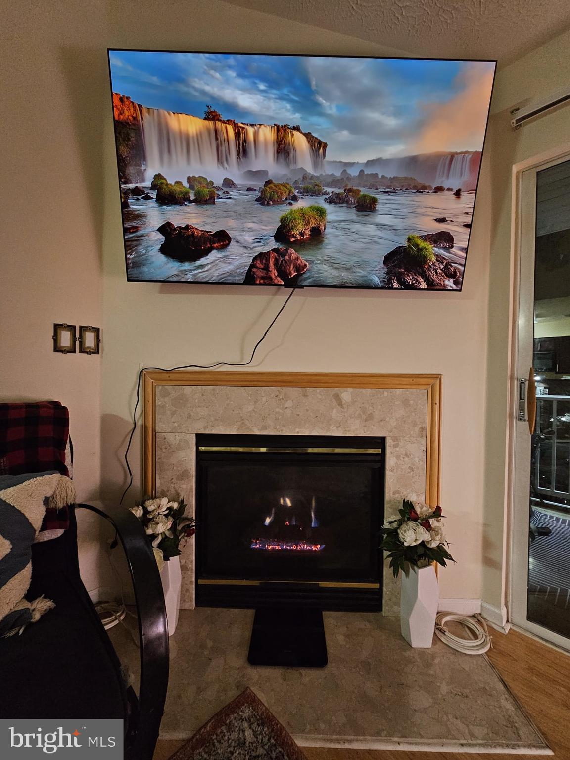 LARGO TOWN CENTER CONDOMINIUMS - Residential Lease