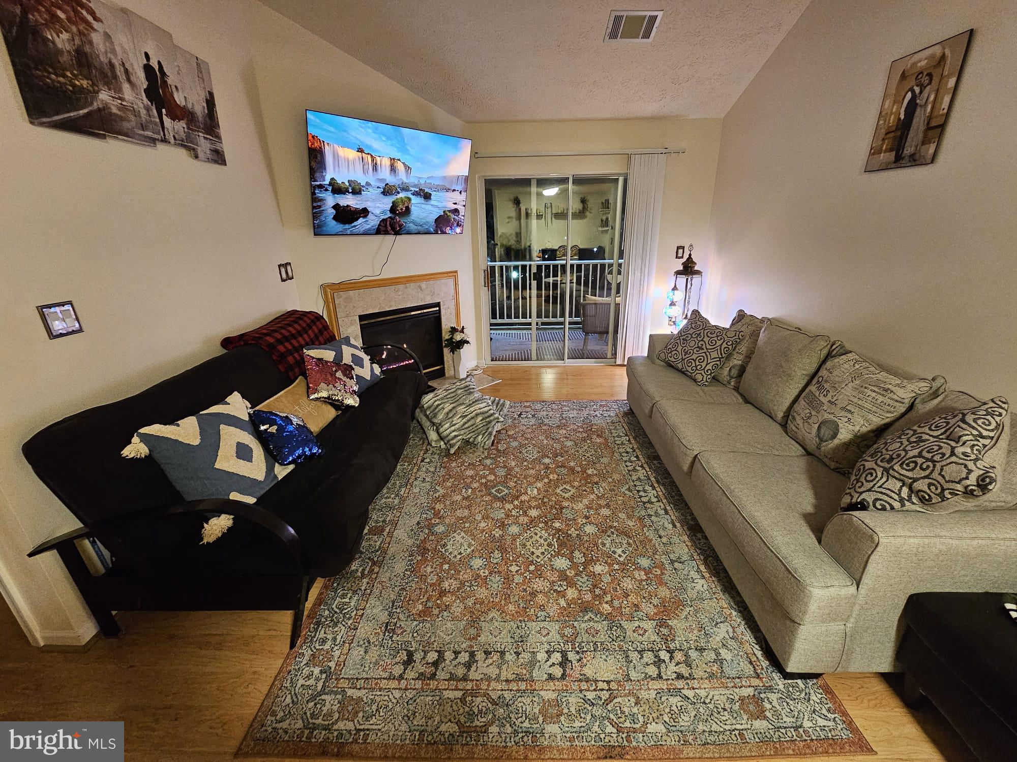 LARGO TOWN CENTER CONDOMINIUMS - Residential Lease