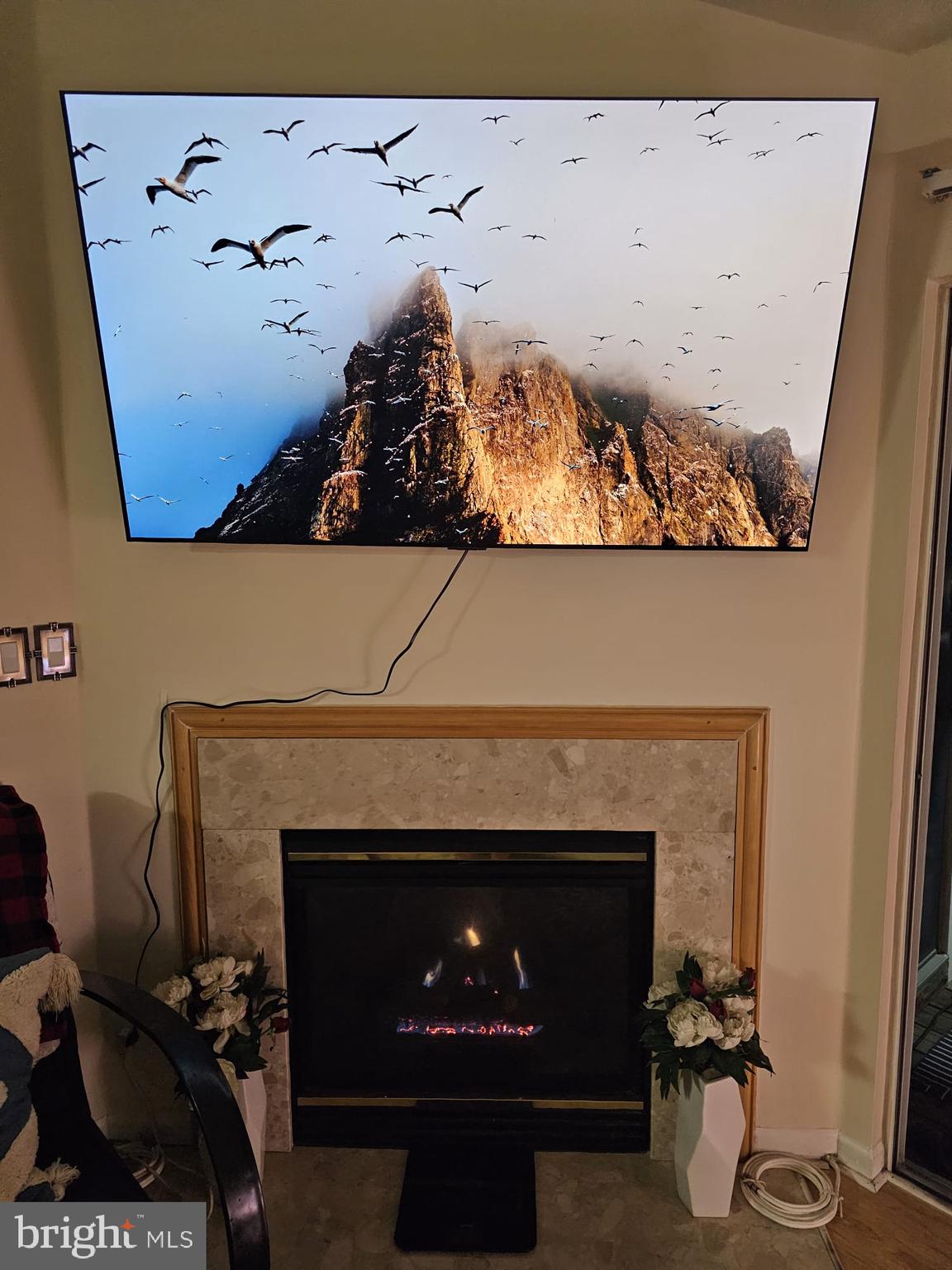 LARGO TOWN CENTER CONDOMINIUMS - Residential Lease