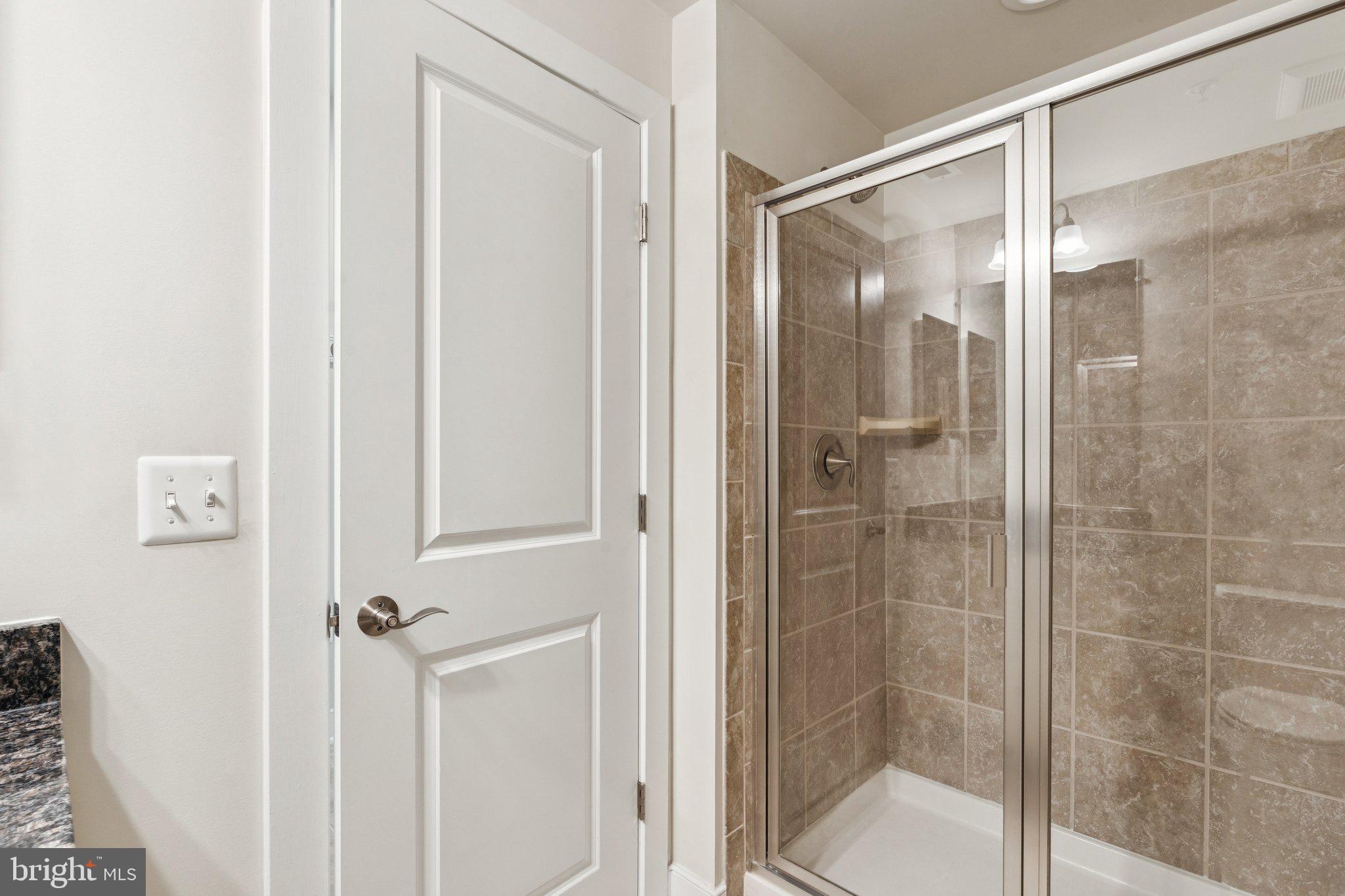 POTOMAC YARD - Residential Lease