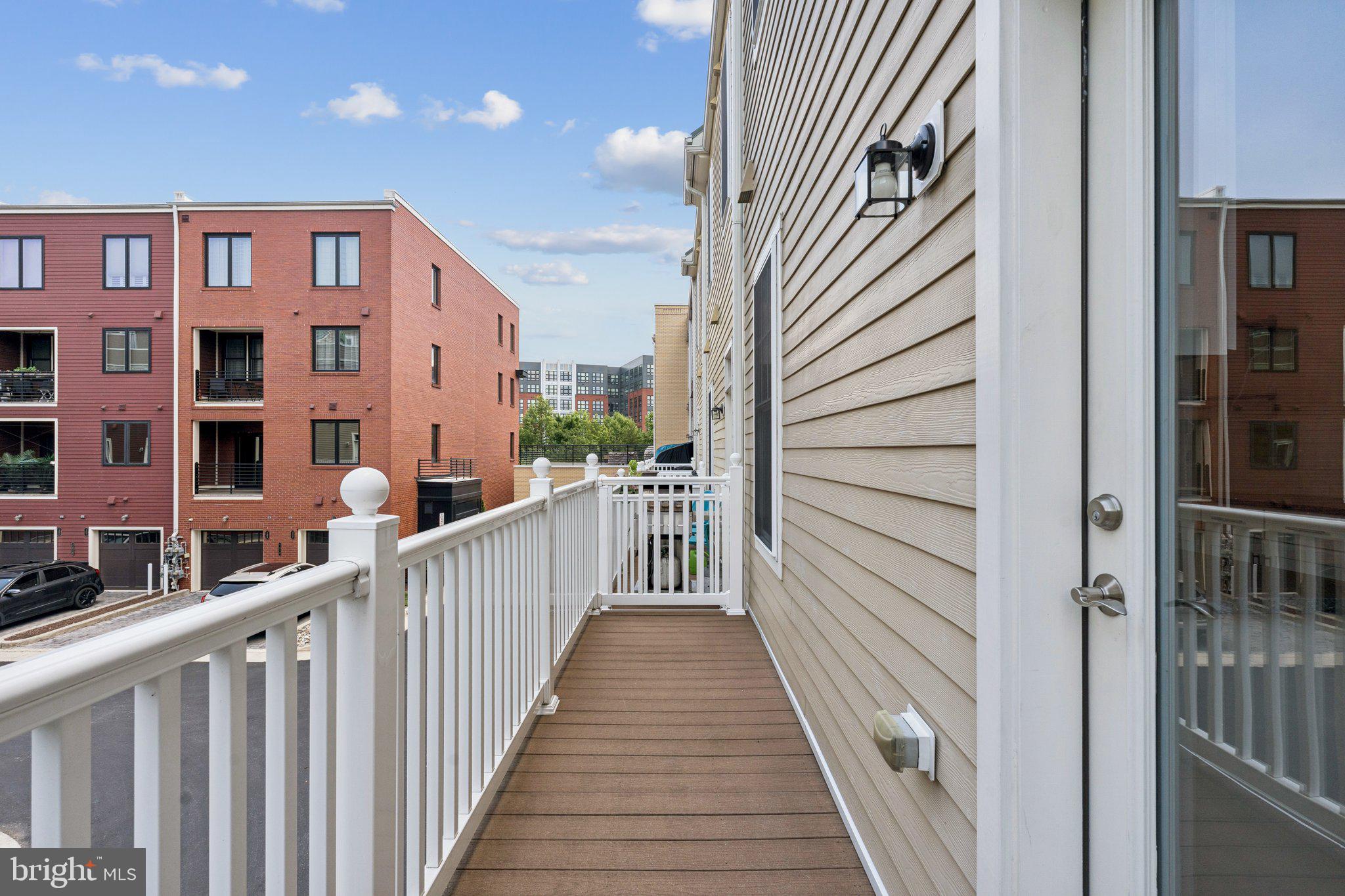 POTOMAC YARD - Residential Lease