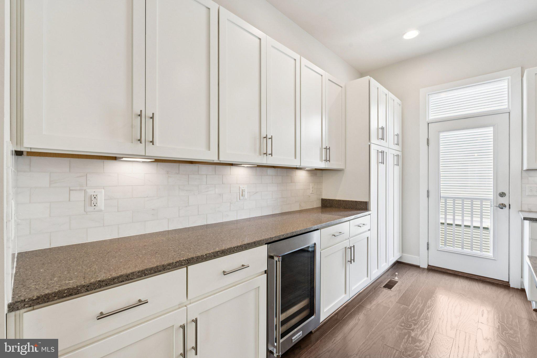 POTOMAC YARD - Residential Lease