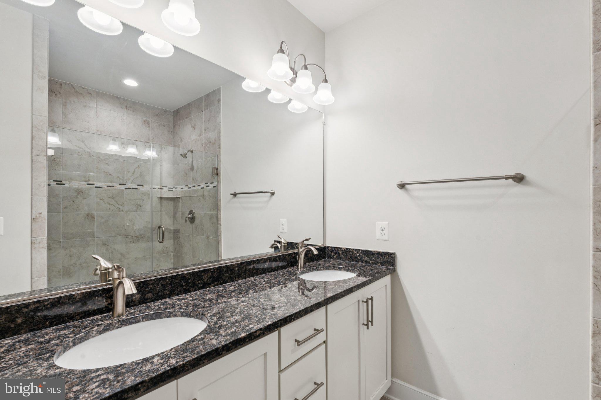 POTOMAC YARD - Residential Lease