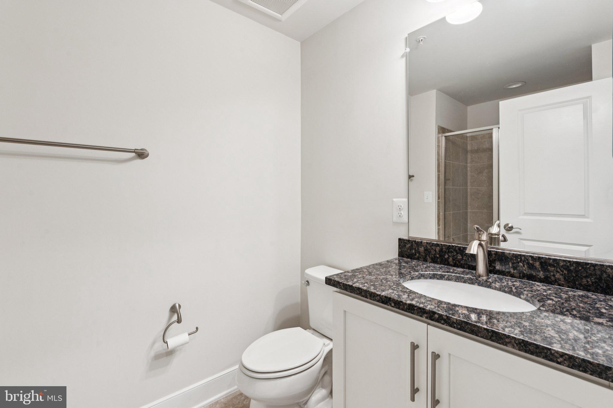 POTOMAC YARD - Residential Lease