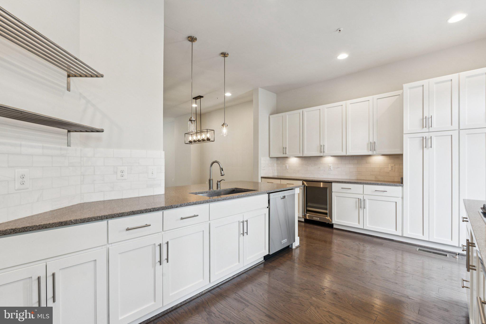 POTOMAC YARD - Residential Lease