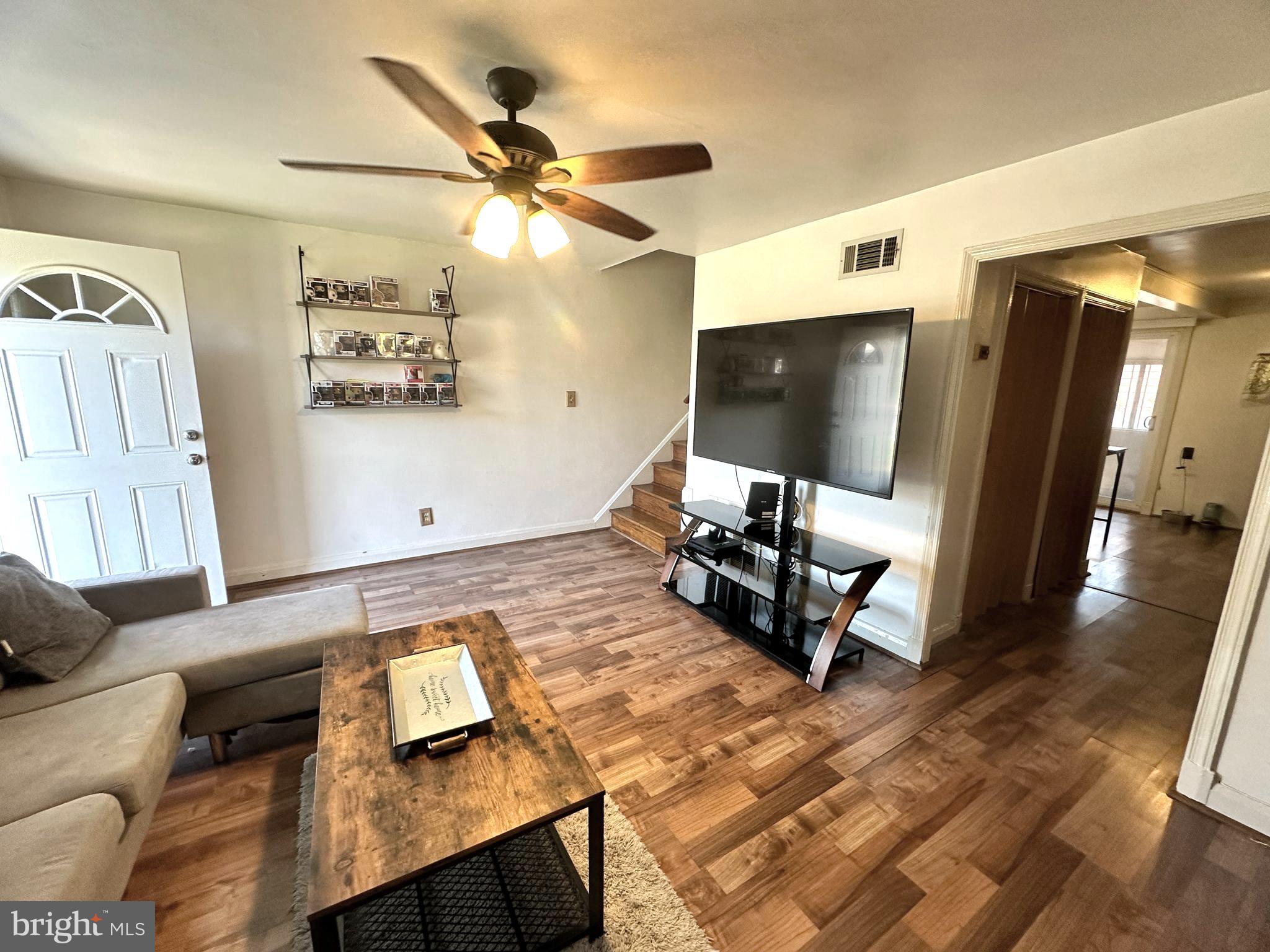 EASTFIELD - Residential