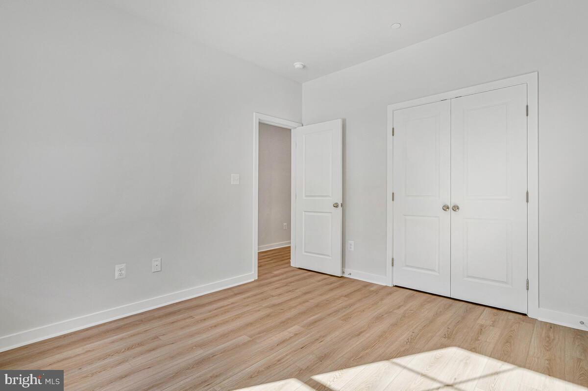 QUEEN ANNE COLONY - Residential