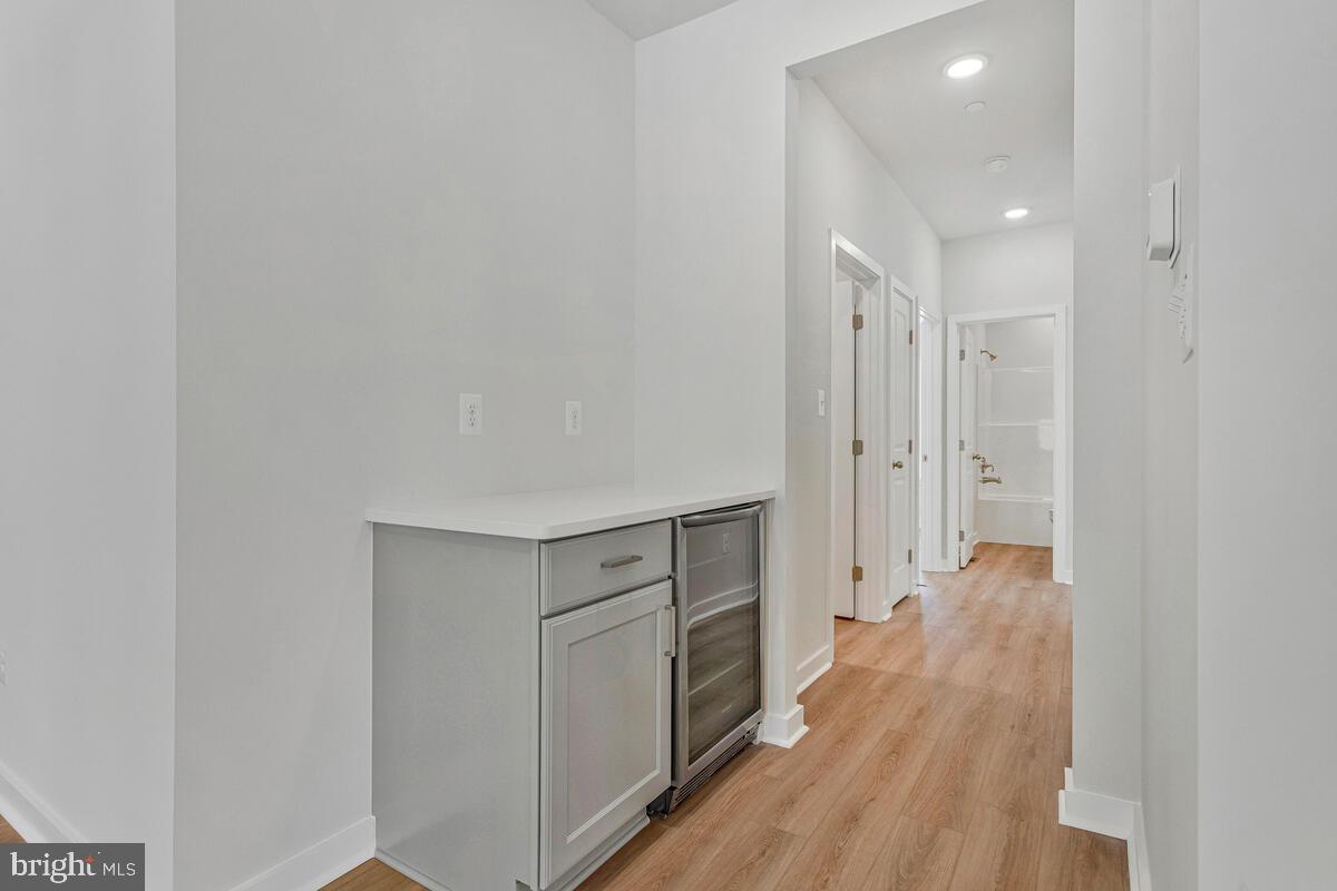 QUEEN ANNE COLONY - Residential