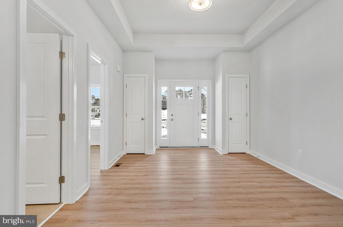 QUEEN ANNE COLONY - Residential